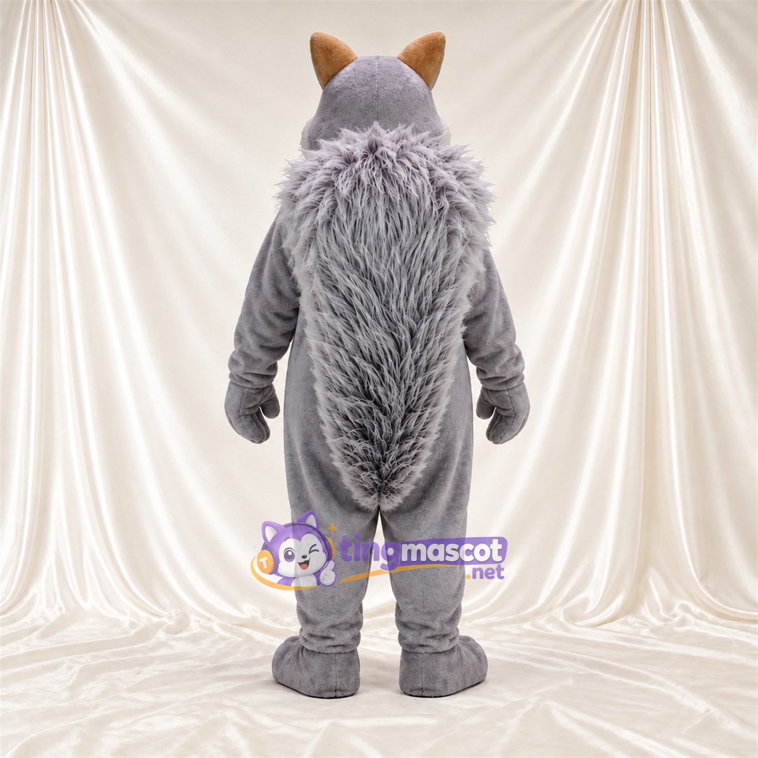 Costume de mascotte Écureuil – gris – Ventre (brun clair) Costume de mascotte Écureuil – gris – Ventre (brun clair)