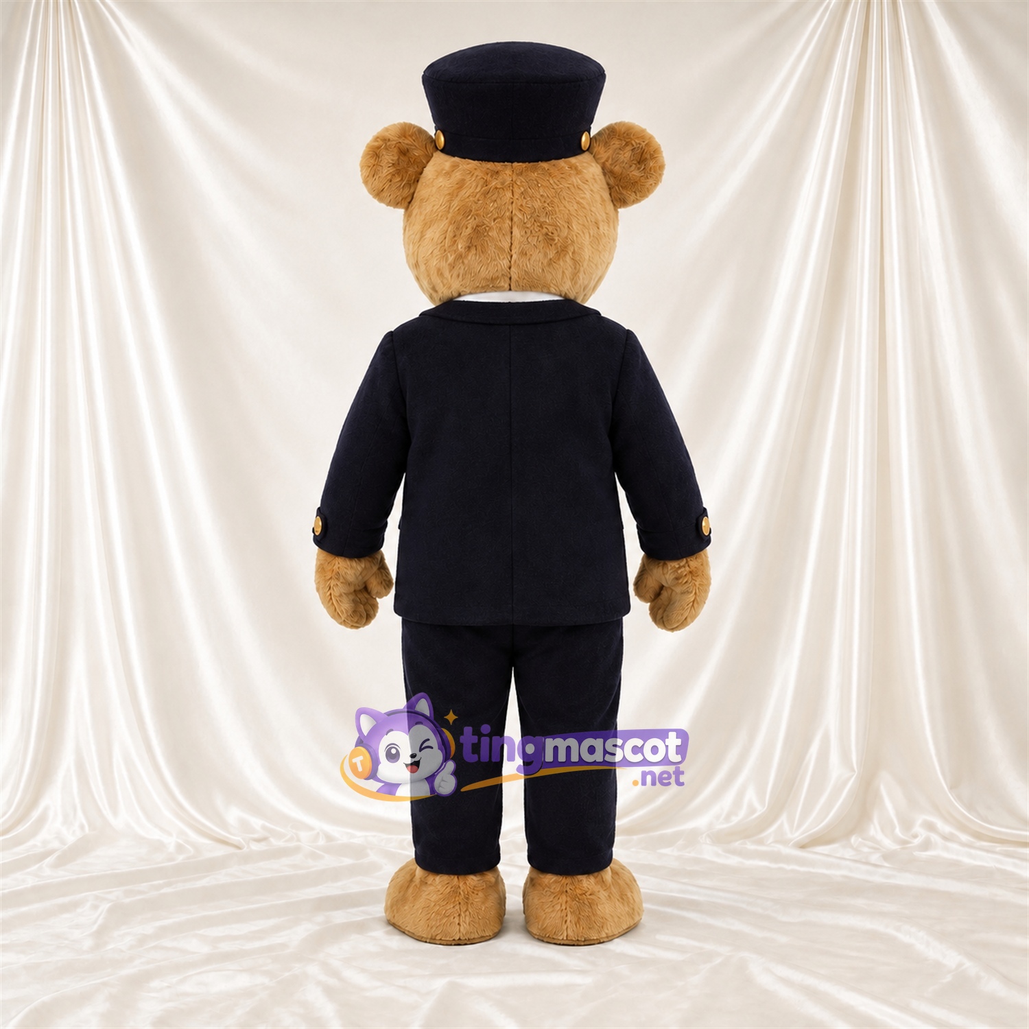 Maskottchenkostüm Bär – braun – Anzug (schwarz); Zylinder Maskottchenkostüm Bär – braun – Anzug (schwarz); Zylinder