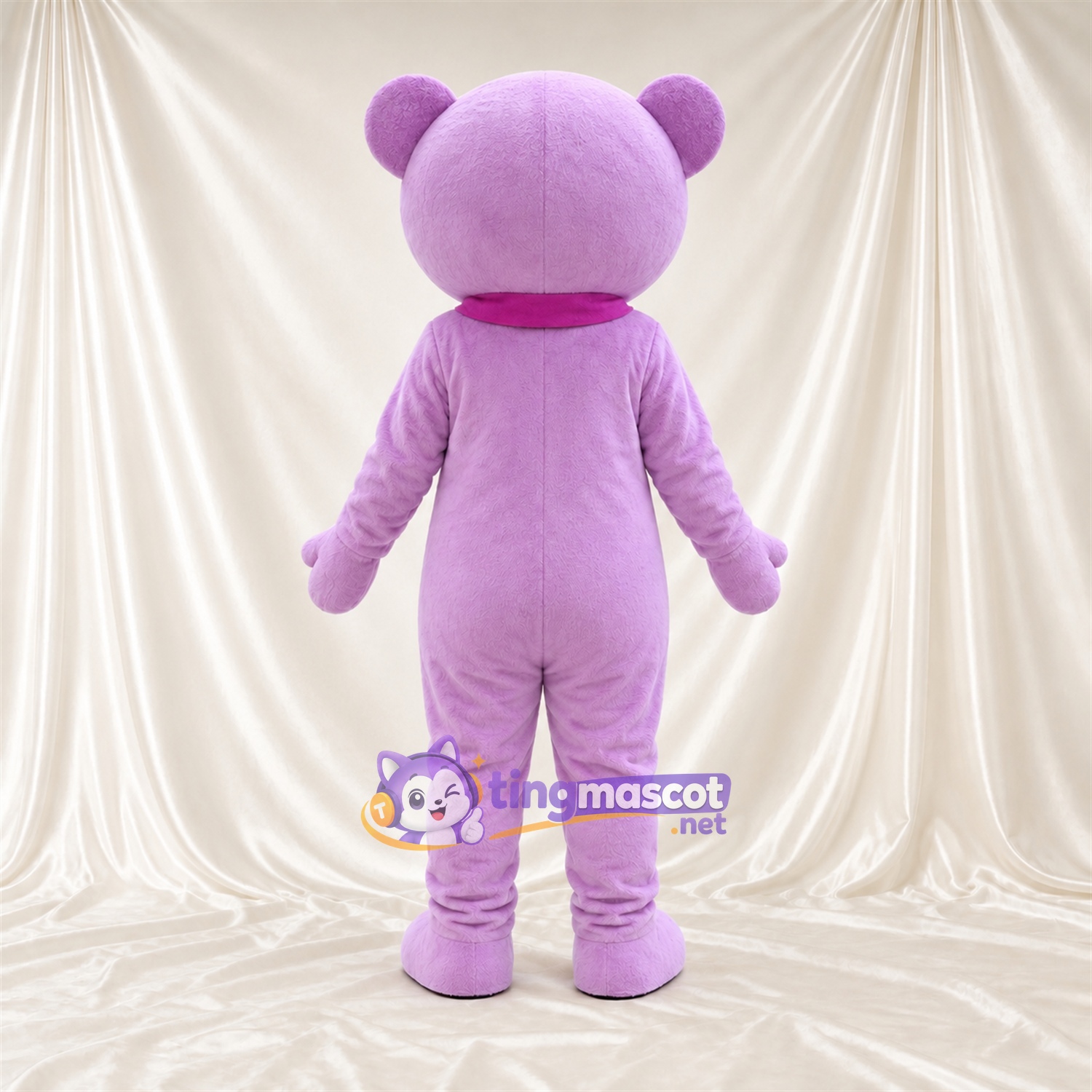Maskottchenkostüm Bär – violett – Schal (violett) Maskottchenkostüm Bär – violett – Schal (violett)