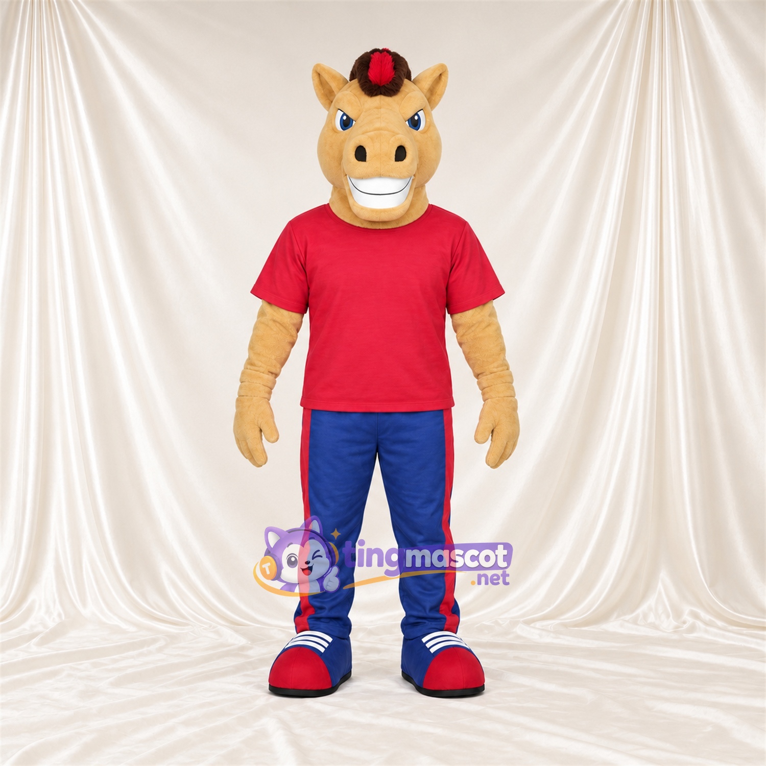 Costume de mascotte Cheval – brun clair – Chemise (rouge); Pantalon (bleu) Costume de mascotte Cheval – brun clair – Chemise (rouge); Pantalon (bleu)