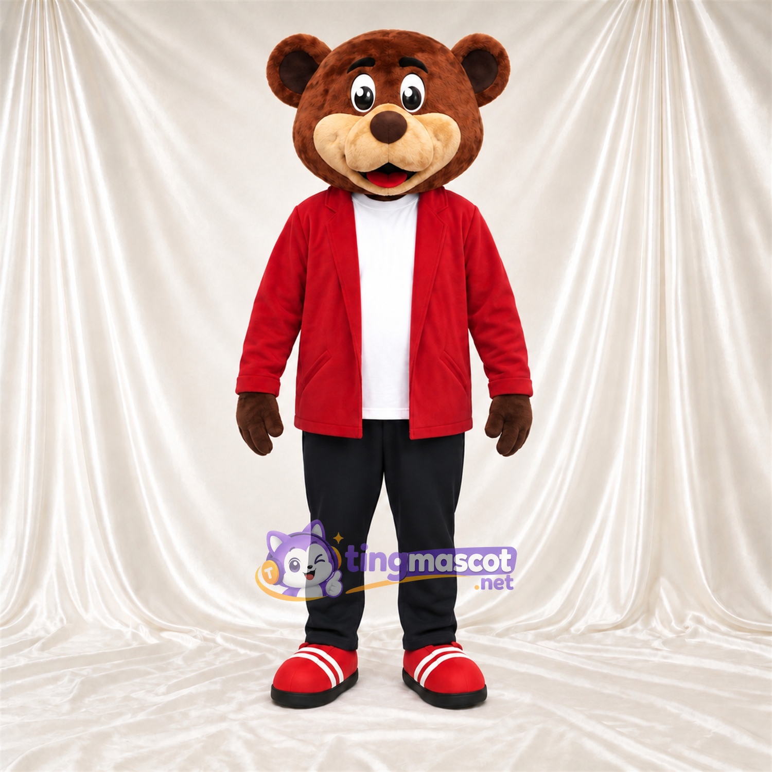 Maskottchenkostüm Bär – braun – Jacke (rot); Hose (schwarz) Maskottchenkostüm Bär – braun – Jacke (rot); Hose (schwarz)
