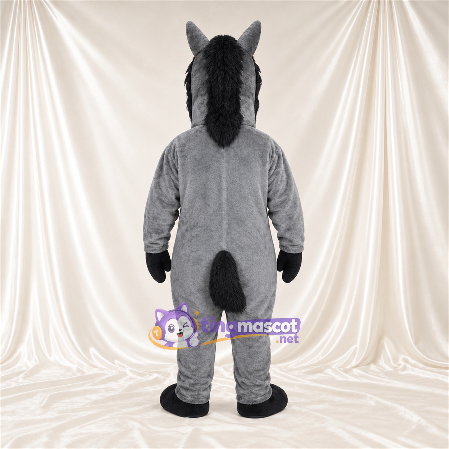Costume de mascotte Cheval – gris – Crinière (noir); Gants (noir) Costume de mascotte Cheval – gris – Crinière (noir); Gants (noir)