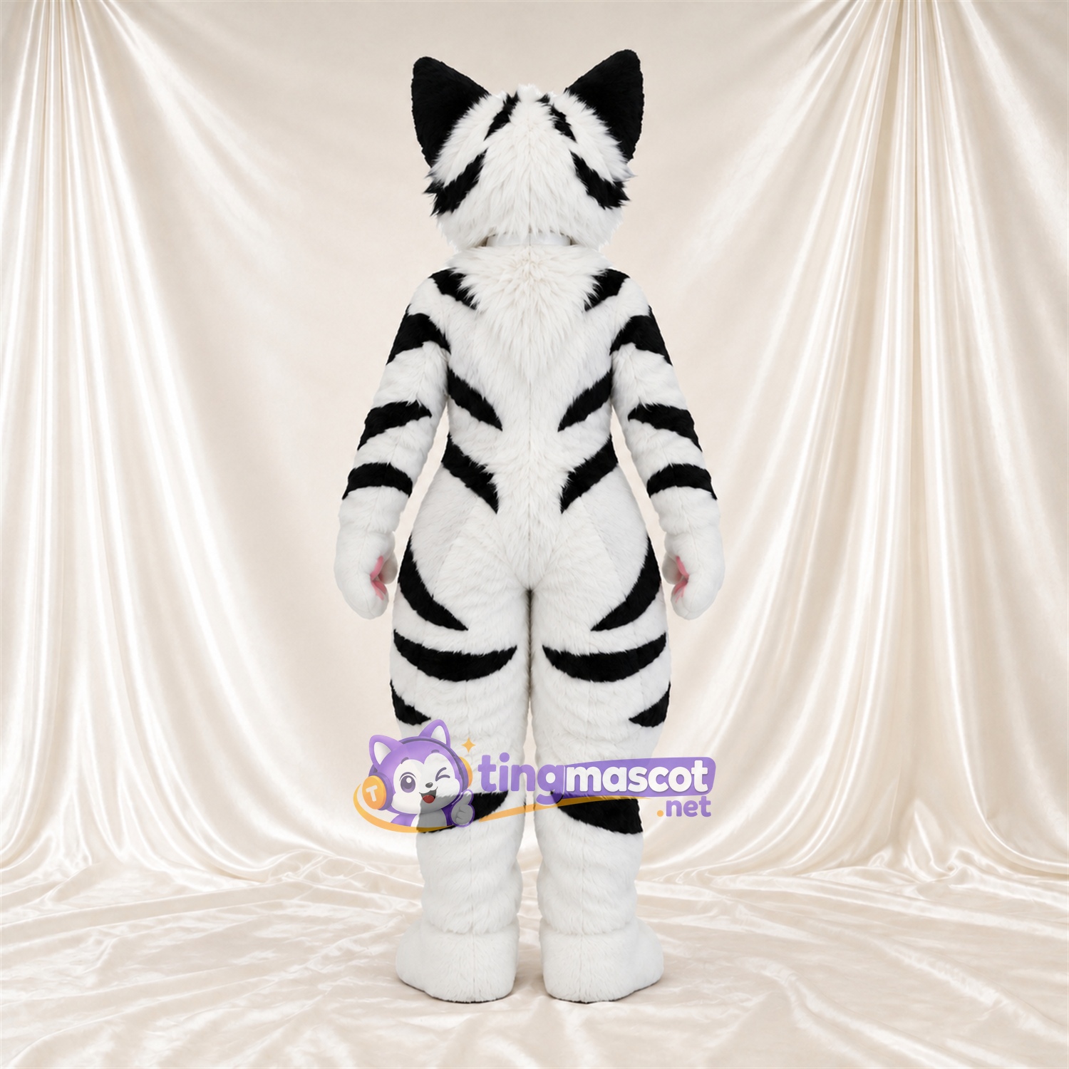 Costume de mascotte Tigre – blanc – Rayures (noir); Intérieur des oreilles (rose) Costume de mascotte Tigre – blanc – Rayures (noir); Intérieur des oreilles (rose)
