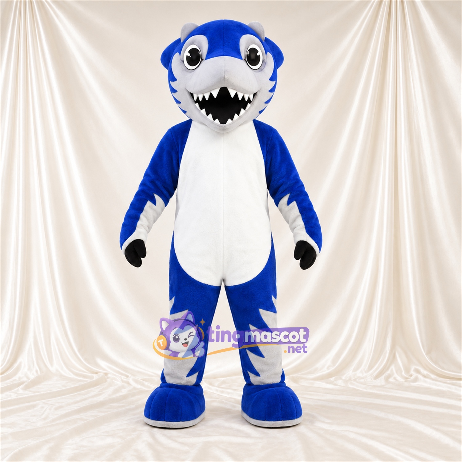 Costume de mascotte Requin – bleu – Ventre (blanc); Mains (blanc) Costume de mascotte Requin – bleu – Ventre (blanc); Mains (blanc)