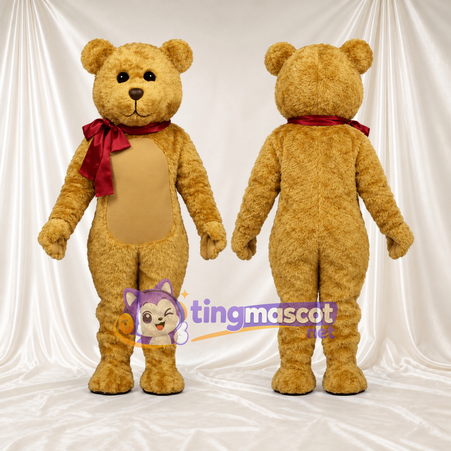 Maskottchenkostüm Bär – braun – Schal (bordeauxrot) Maskottchenkostüm Bär – braun – Schal (bordeauxrot)