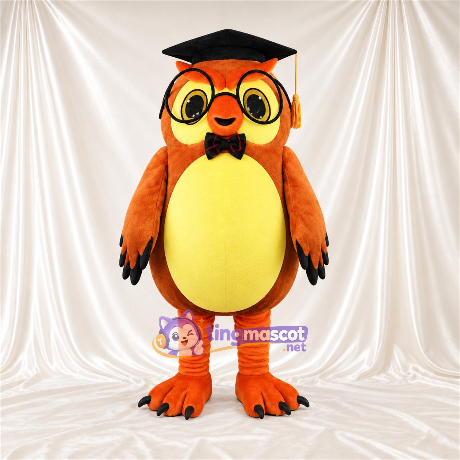 Costume de mascotte Hibou – orange – Coiffe de diplômé; Lunettes Costume de mascotte Hibou – orange – Coiffe de diplômé; Lunettes