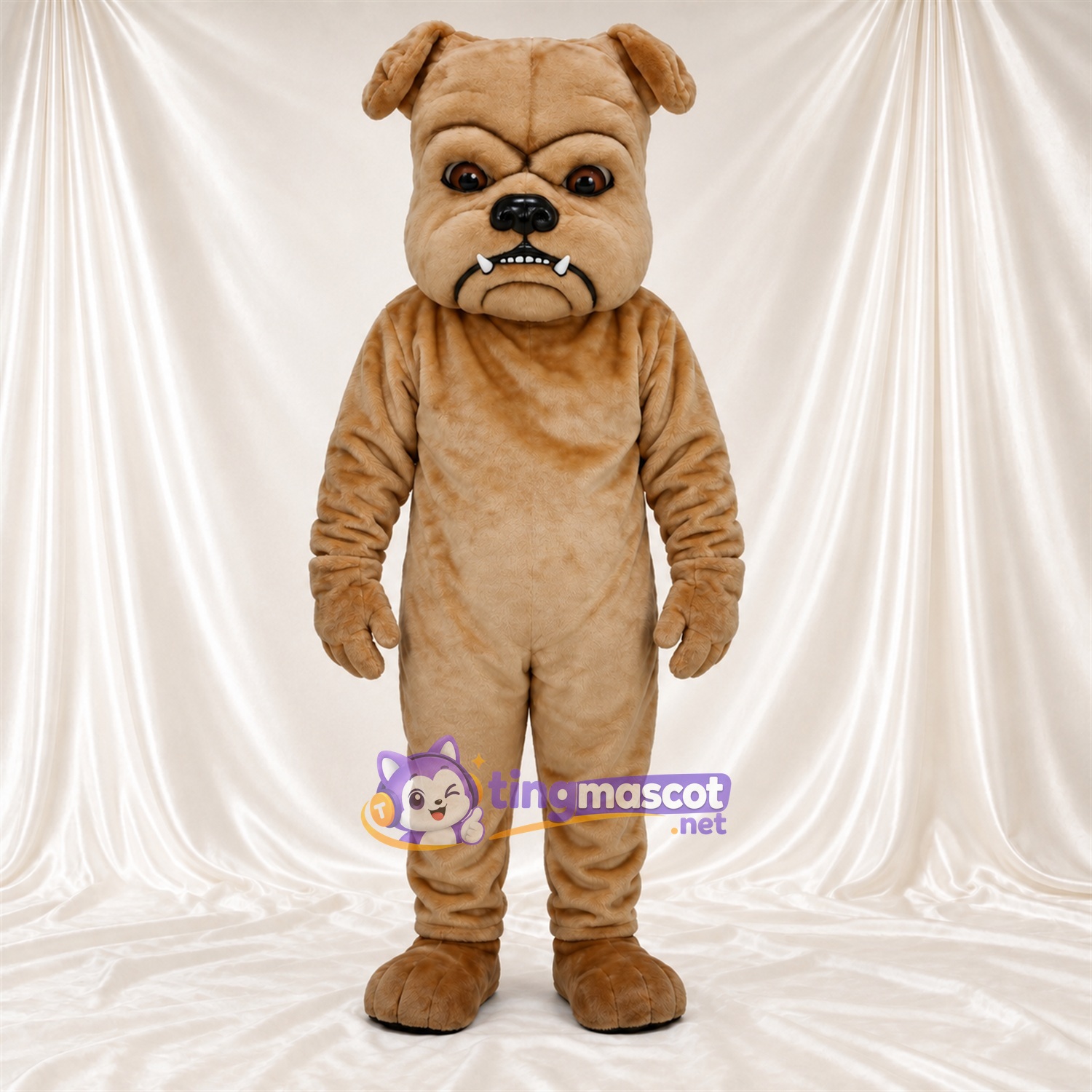 Costume de mascotte Bouledogue – brun clair – Visage; Sourcils inclinés Costume de mascotte Bouledogue – brun clair – Visage; Sourcils inclinés