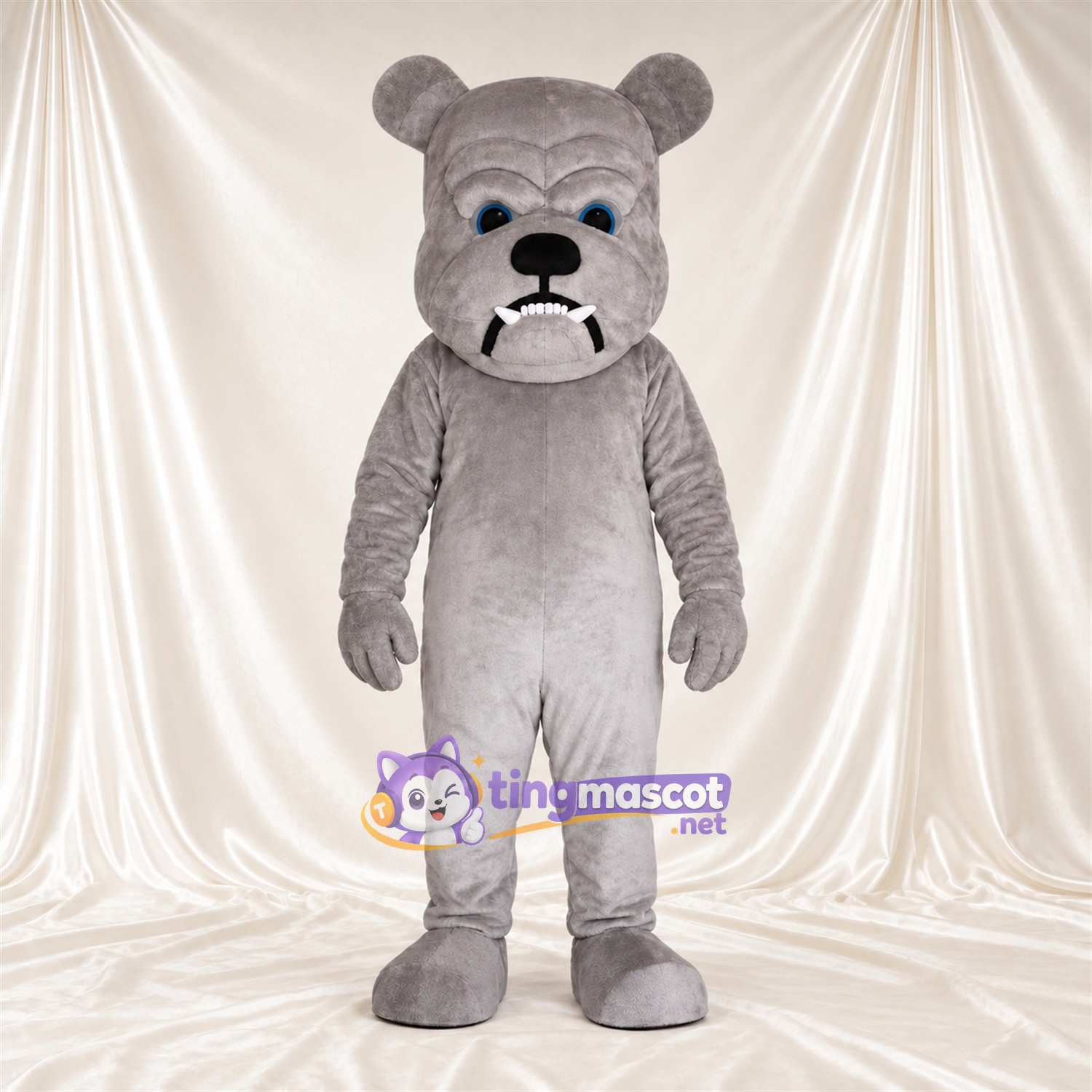 Costume de mascotte Bouledogue – gris – Museau (blanc); Grandes incisives Costume de mascotte Bouledogue – gris – Museau (blanc); Grandes incisives
