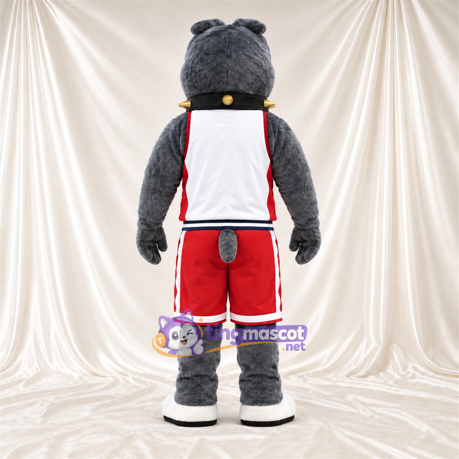 Costume de mascotte Bouledogue – gris – Chemise (blanc); Short (rouge) Costume de mascotte Bouledogue – gris – Chemise (blanc); Short (rouge)