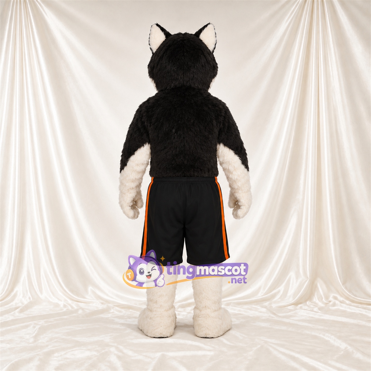 Maskottchenkostüm Husky – schwarz / weiß – Shorts (schwarz); Krallen (schwarz) Maskottchenkostüm Husky – schwarz / weiß – Shorts (schwarz); Krallen (schwarz)