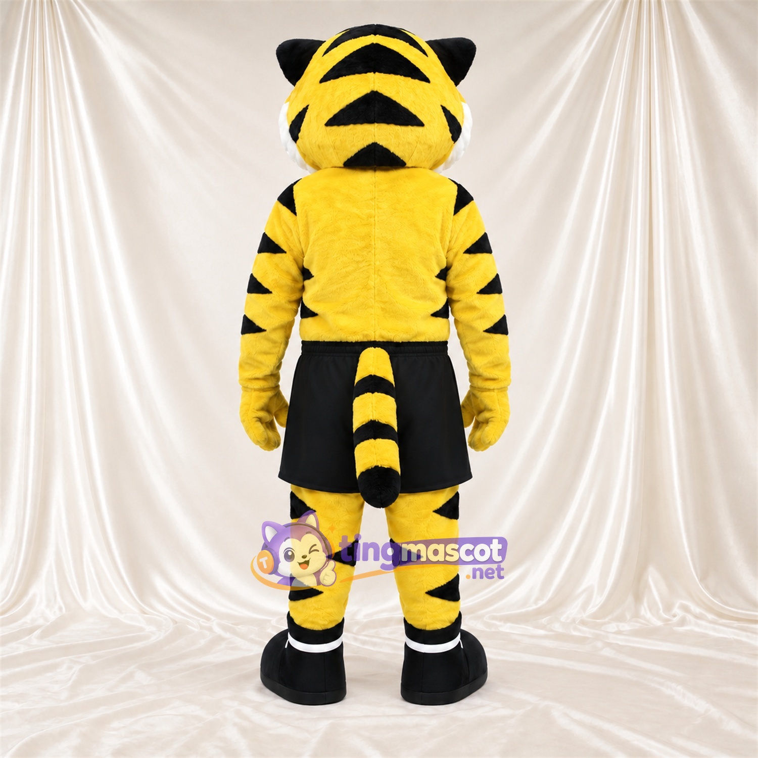 Costume de mascotte Tigre – jaune – Short (noir) Costume de mascotte Tigre – jaune – Short (noir)