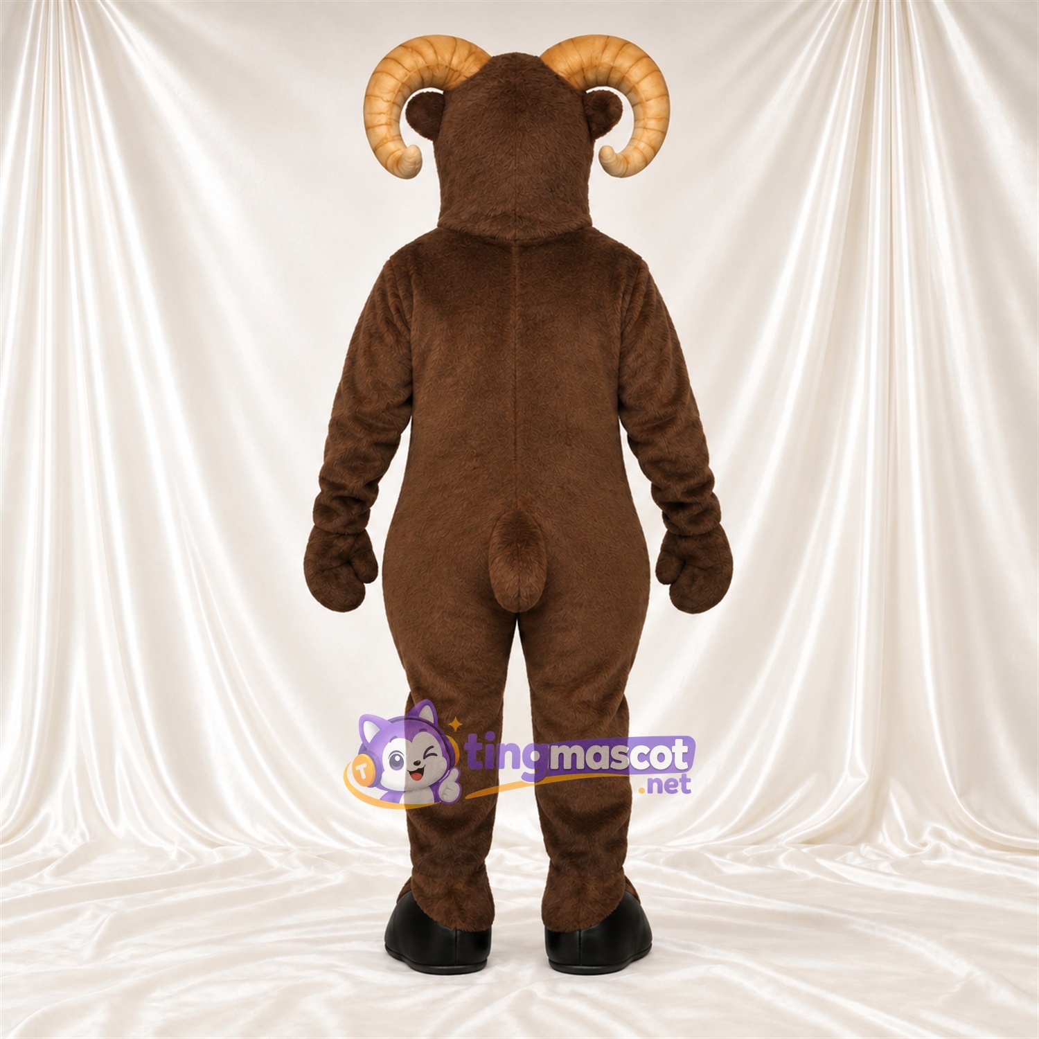 Costume de mascotte Bélier – marron – Sabots (noir) Costume de mascotte Bélier – marron – Sabots (noir)