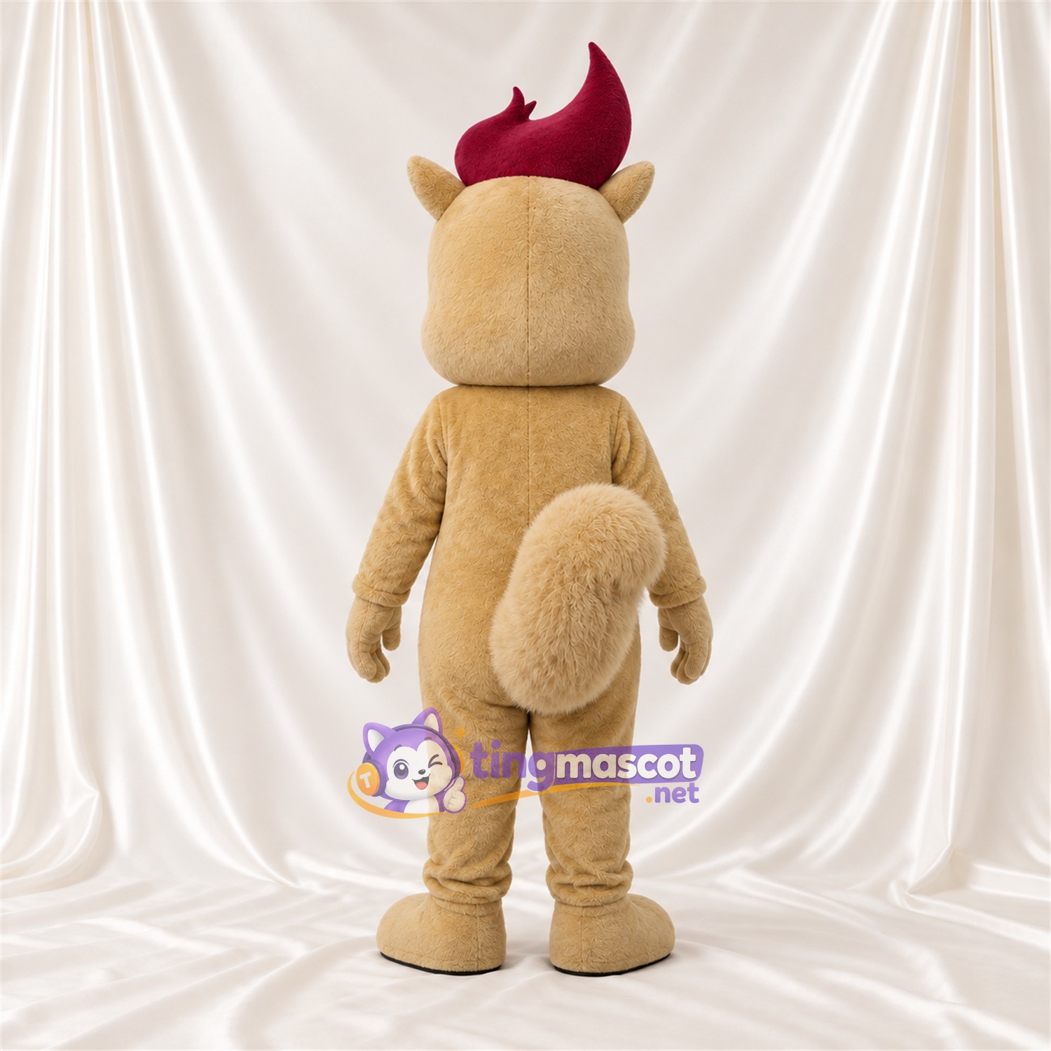 Costume de mascotte Écureuil – brun clair – Touffe de cheveux (bordeaux foncé); Ventre (crème) Costume de mascotte Écureuil – brun clair – Touffe de cheveux (bordeaux foncé); Ventre (crème)