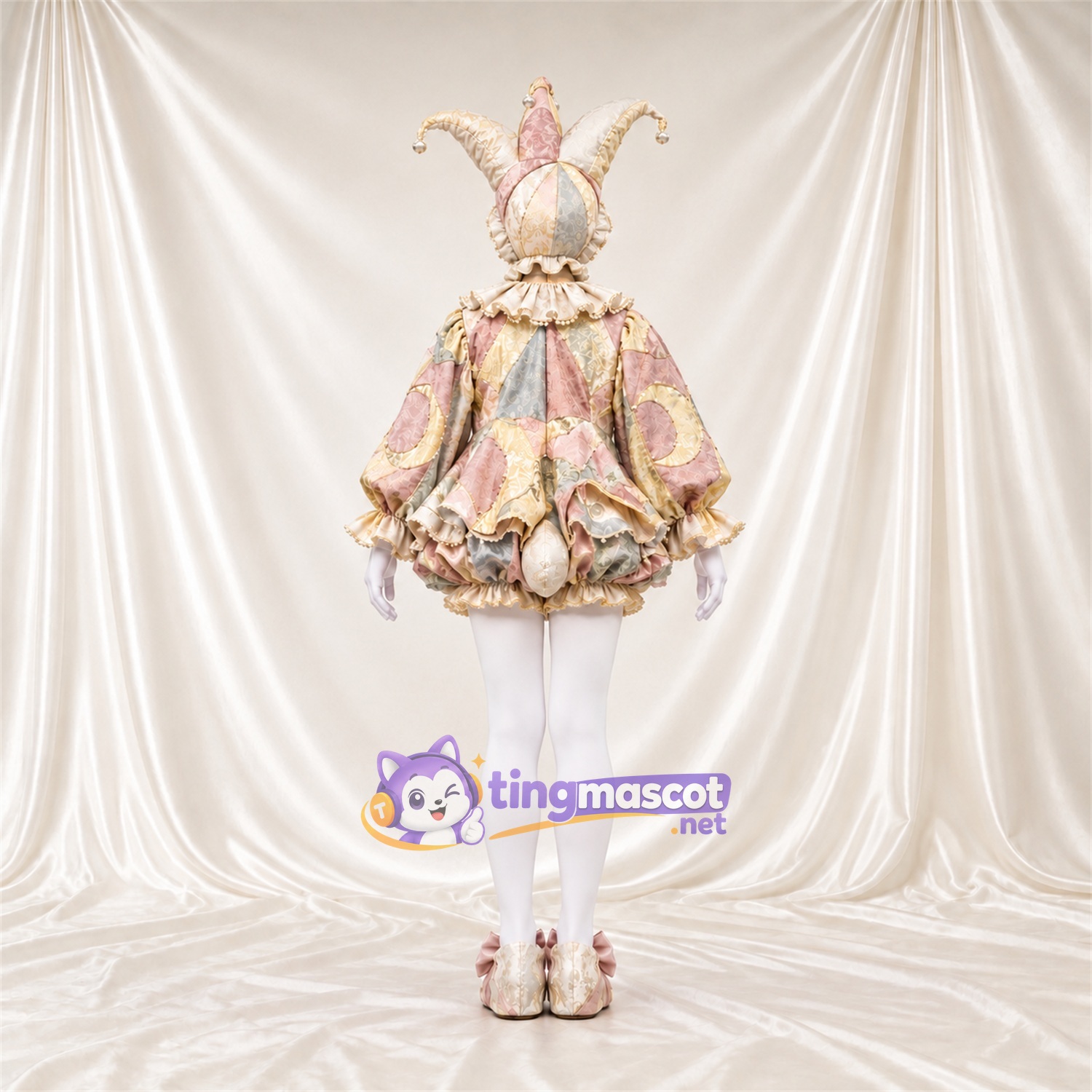 Costume de mascotte Bouffon – crème – Costume richement orné Costume de mascotte Bouffon – crème – Costume richement orné