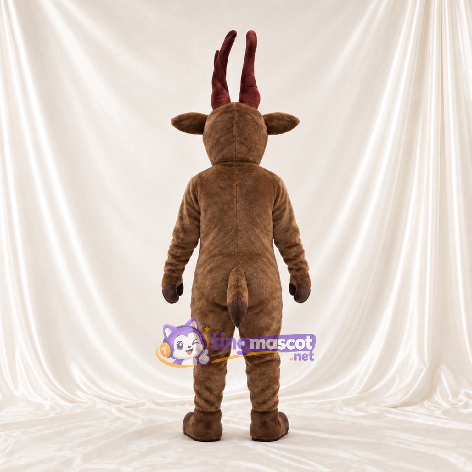 Costume de mascotte Antilope – marron – Ventre (blanc); Cornes (marron) Costume de mascotte Antilope – marron – Ventre (blanc); Cornes (marron)
