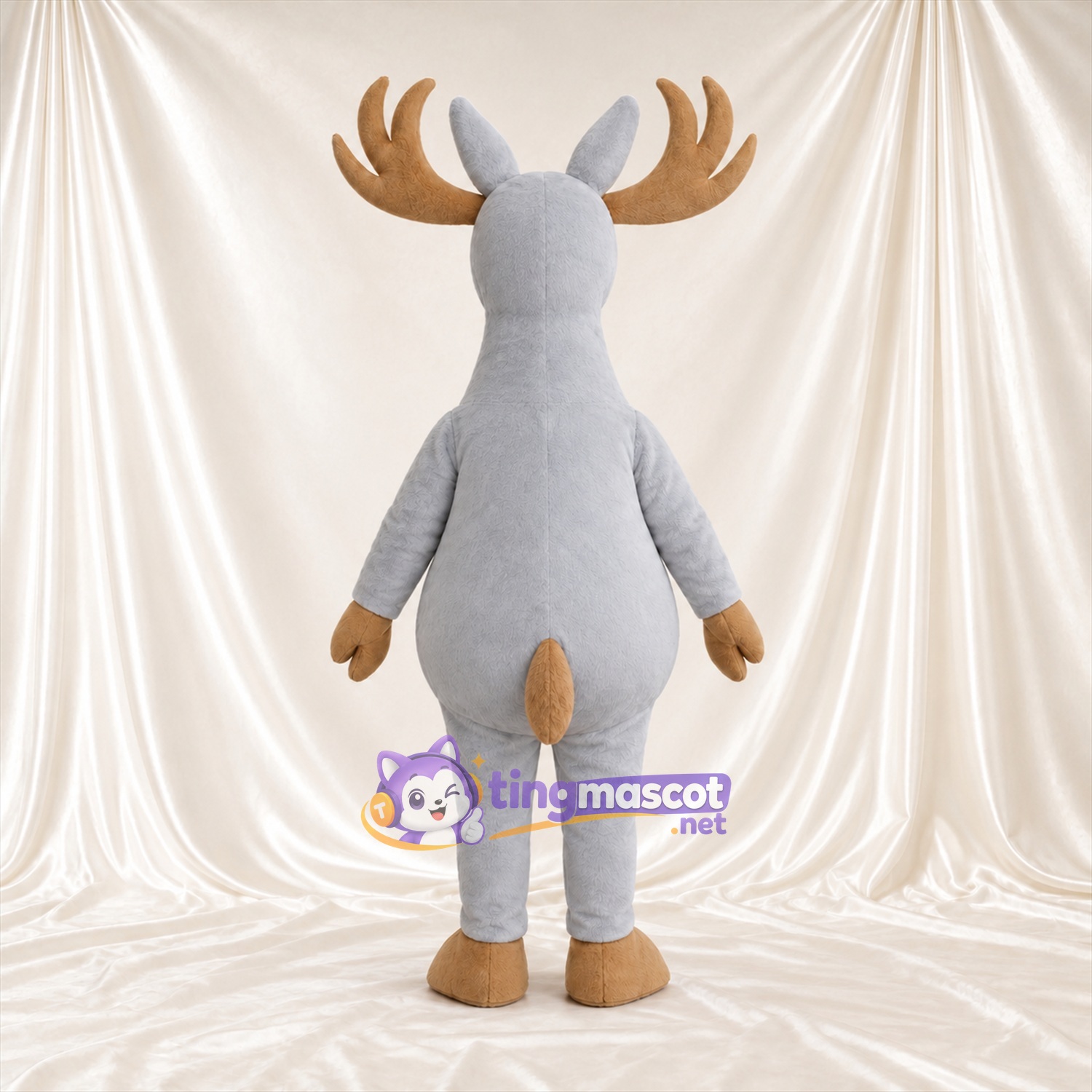 Costume de mascotte Élan – gris – Bois (brun clair); Sabots (brun clair) Costume de mascotte Élan – gris – Bois (brun clair); Sabots (brun clair)