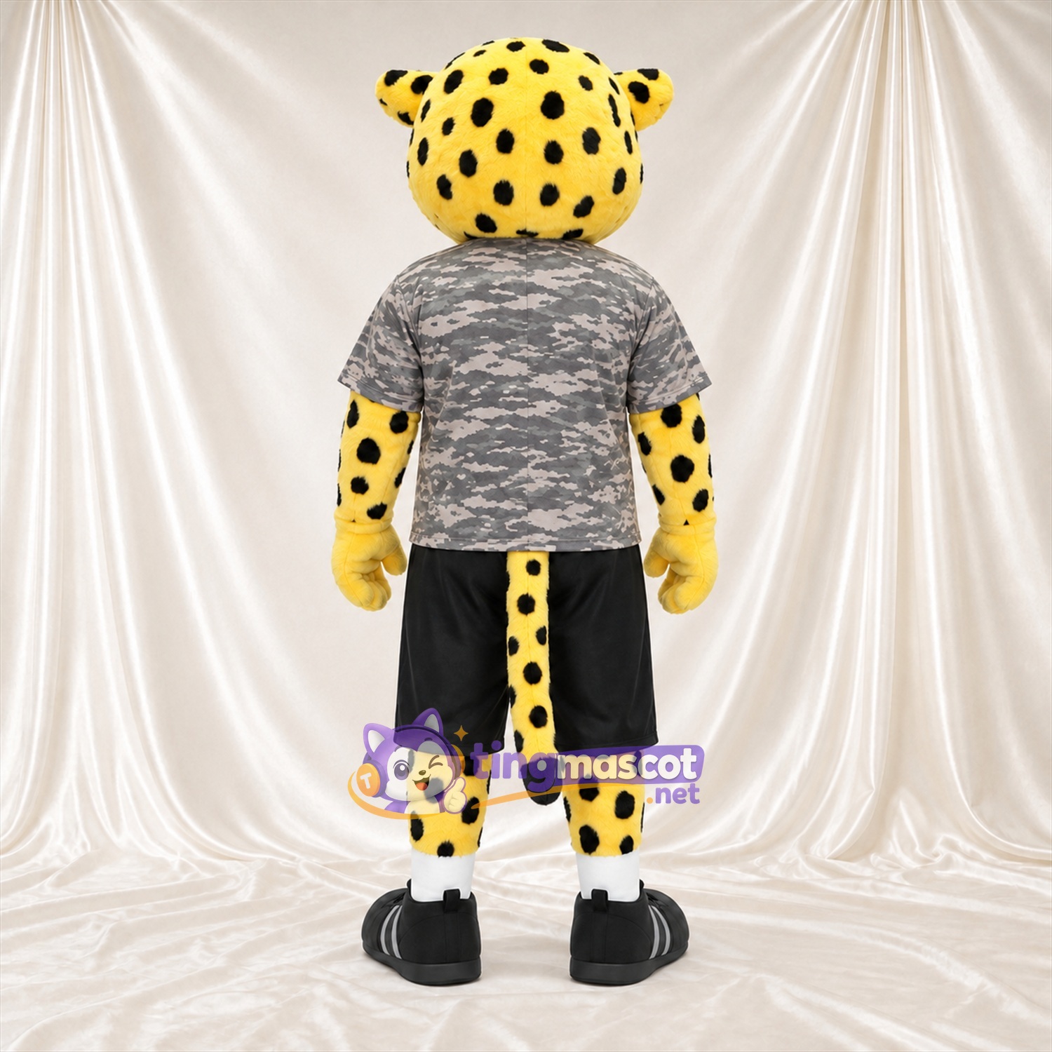 Costume de mascotte Léopard – jaune – Chemise; Short (noir) Costume de mascotte Léopard – jaune – Chemise; Short (noir)