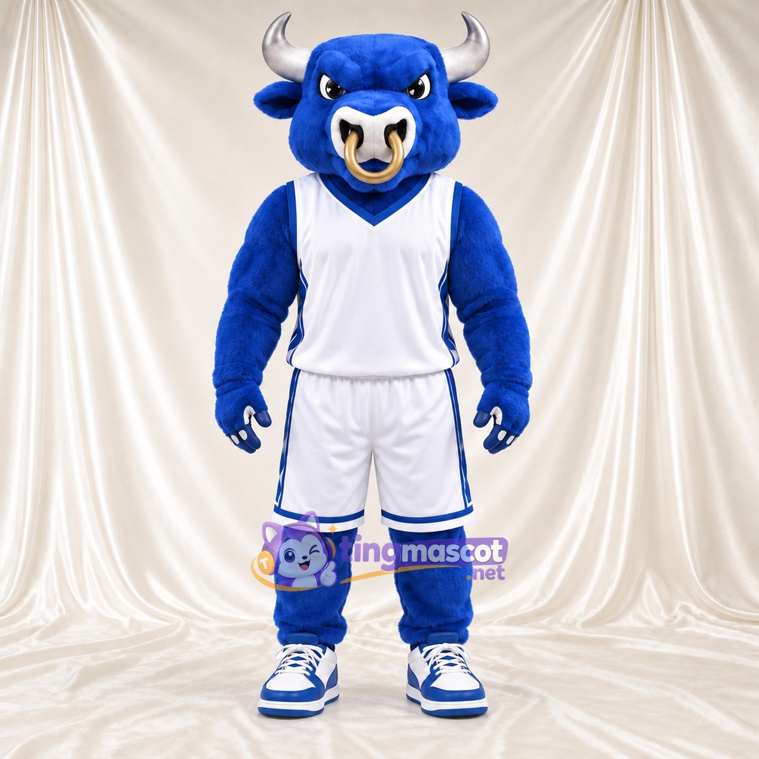Costume de mascotte Taureau – bleu – Tenue de sport (blanc) Costume de mascotte Taureau – bleu – Tenue de sport (blanc)