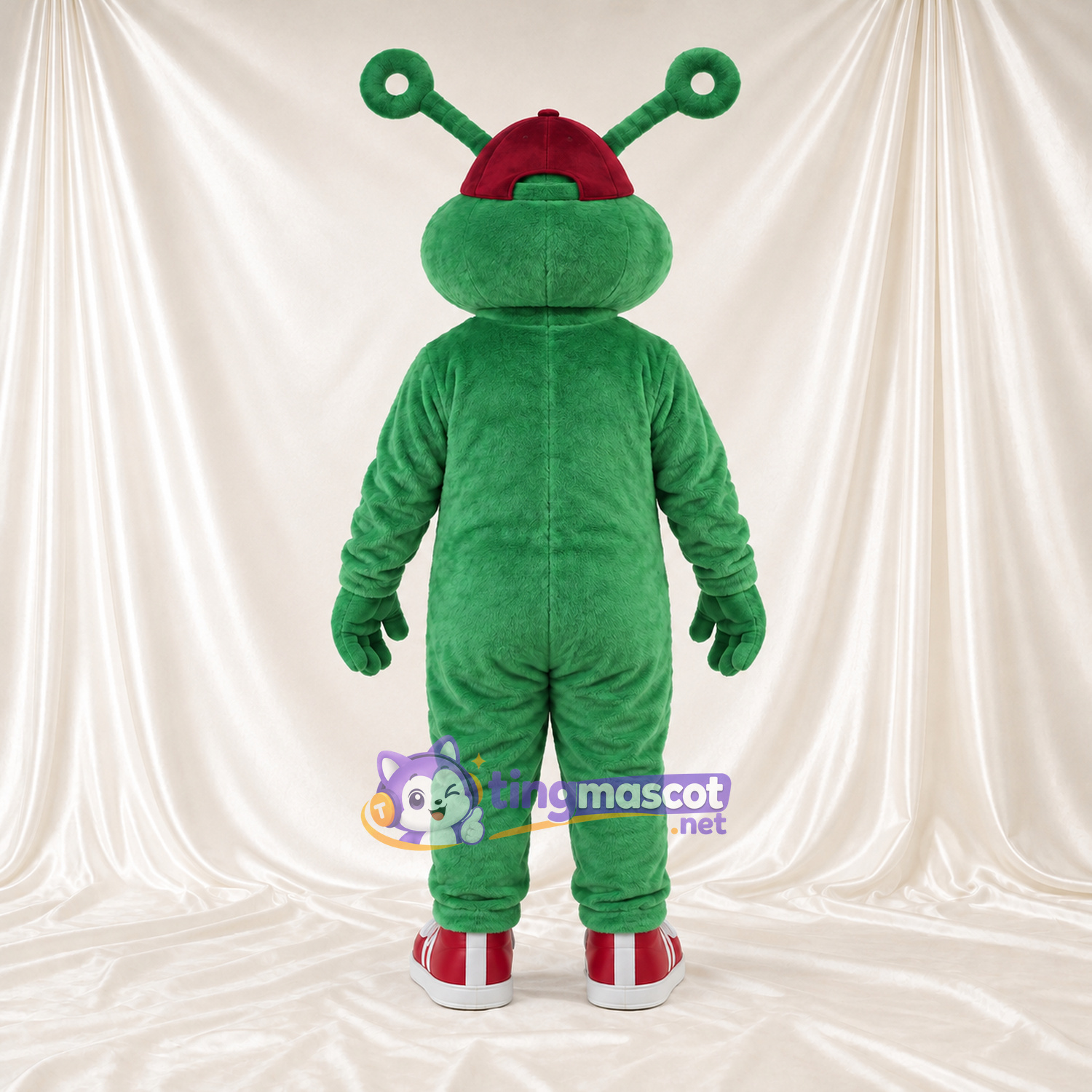 Costume de mascotte Extraterrestre – vert – Lunettes de soleil (violet) Costume de mascotte Extraterrestre – vert – Lunettes de soleil (violet)