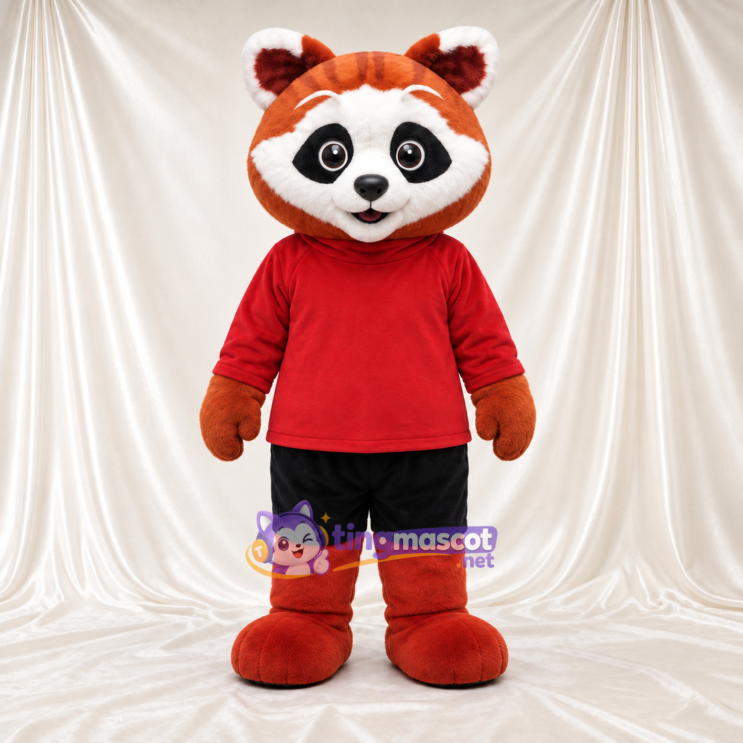 Costume de mascotte Panda roux – marron – Chemise (rouge); Short (noir) Costume de mascotte Panda roux – marron – Chemise (rouge); Short (noir)