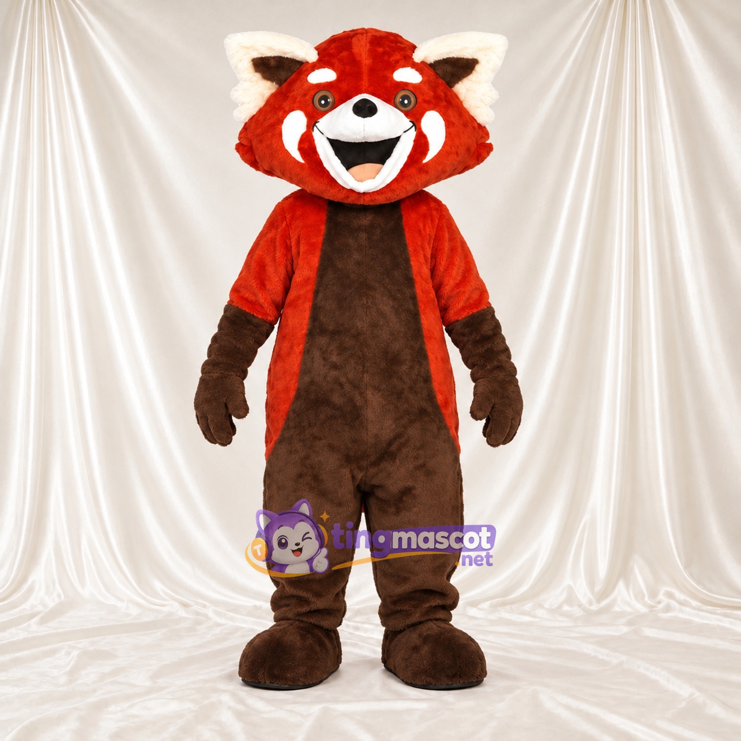 Costume de mascotte Panda roux – rouge / marron – Ventre (marron); Queue rayée (blanc) Costume de mascotte Panda roux – rouge / marron – Ventre (marron); Queue rayée (blanc)
