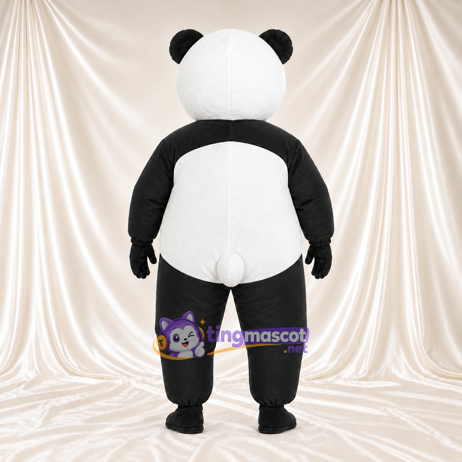 Costume de mascotte Panda – noir / blanc – Sourcils relevés; Queue (blanc) Costume de mascotte Panda – noir / blanc – Sourcils relevés; Queue (blanc)
