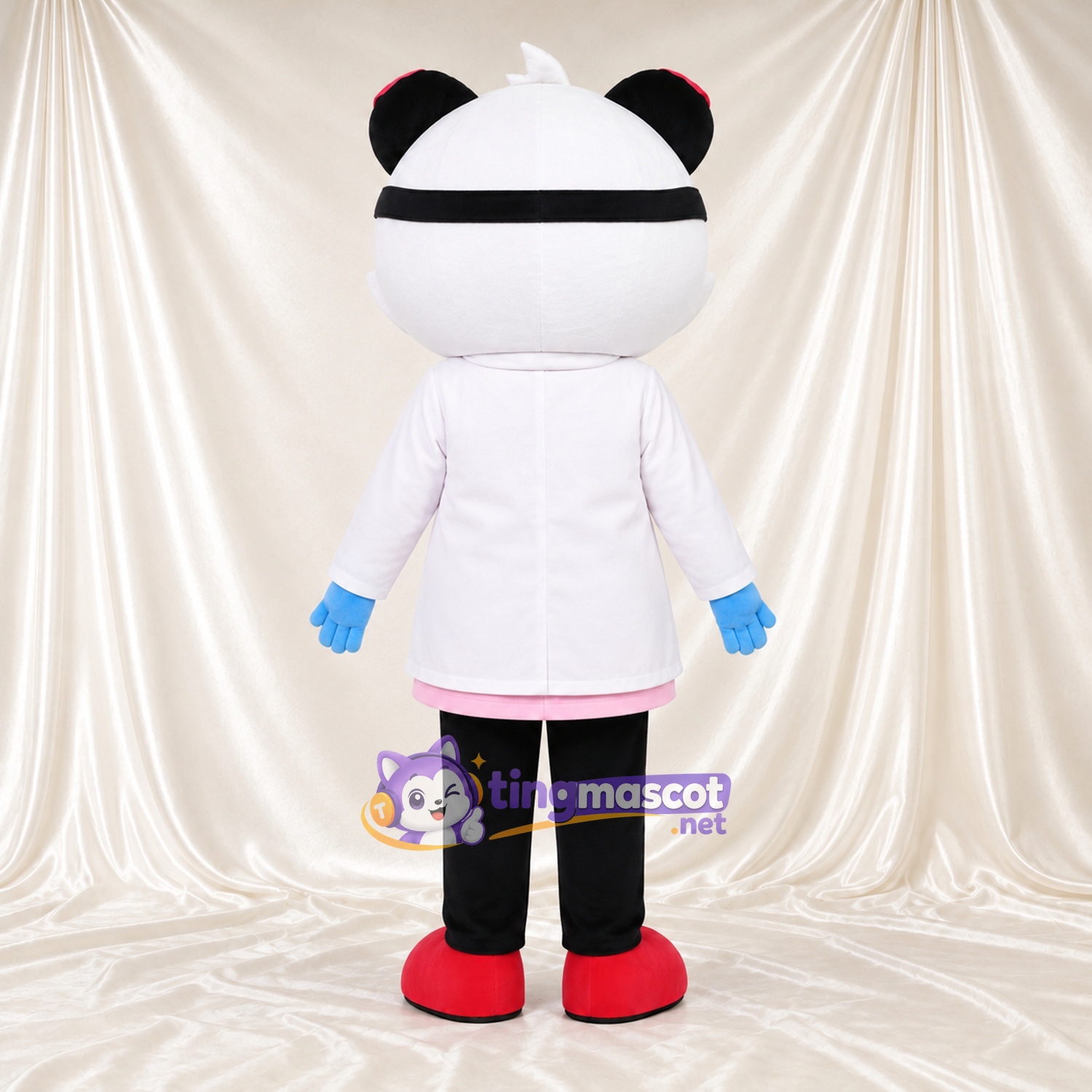 Costume de mascotte Panda – noir / blanc – Blouse de laboratoire (blanc); Lunettes de protection (bleu) Costume de mascotte Panda – noir / blanc – Blouse de laboratoire (blanc); Lunettes de protection (bleu)