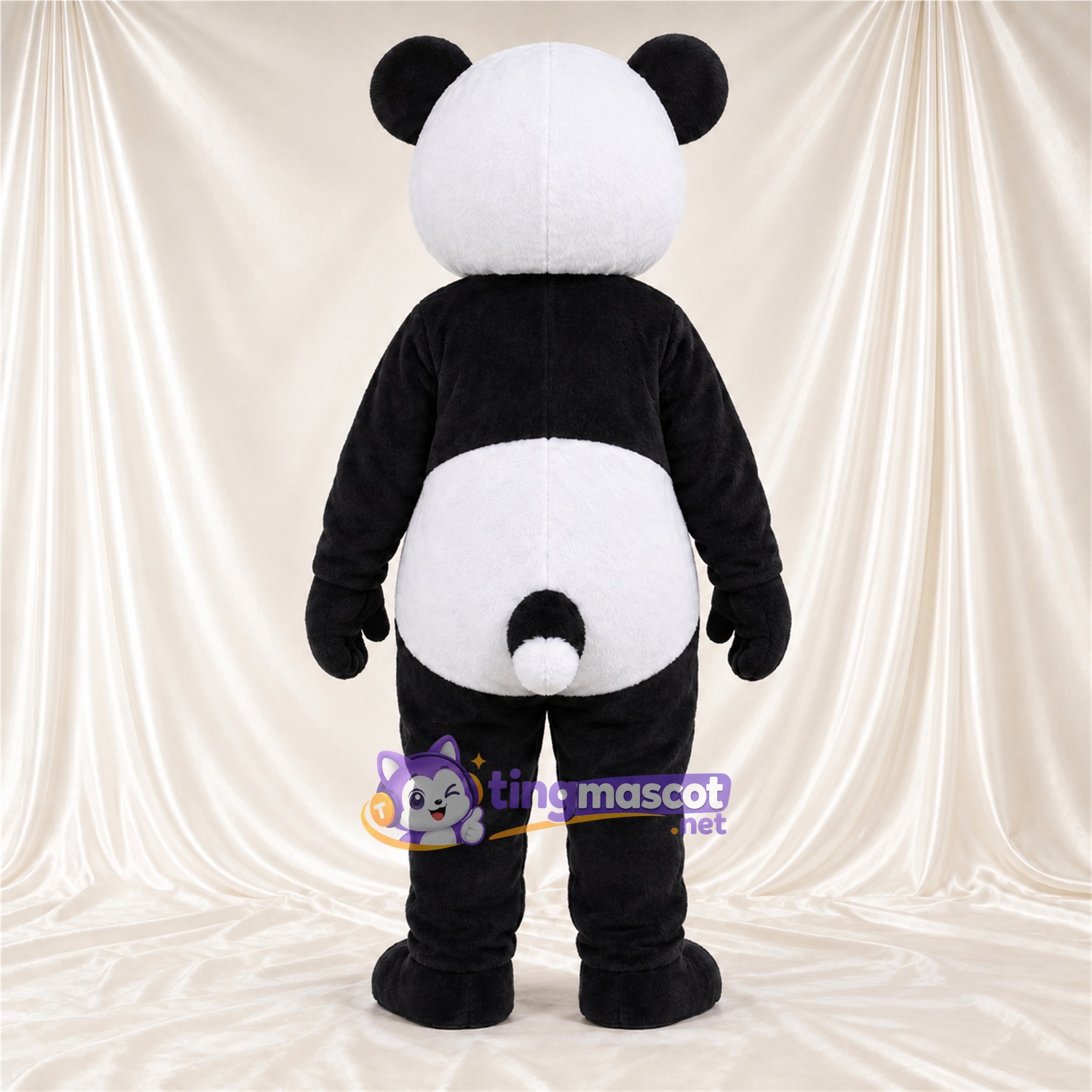 Costume de mascotte Panda – noir / blanc – Sourcils relevés; Queue (blanc) Costume de mascotte Panda – noir / blanc – Sourcils relevés; Queue (blanc)