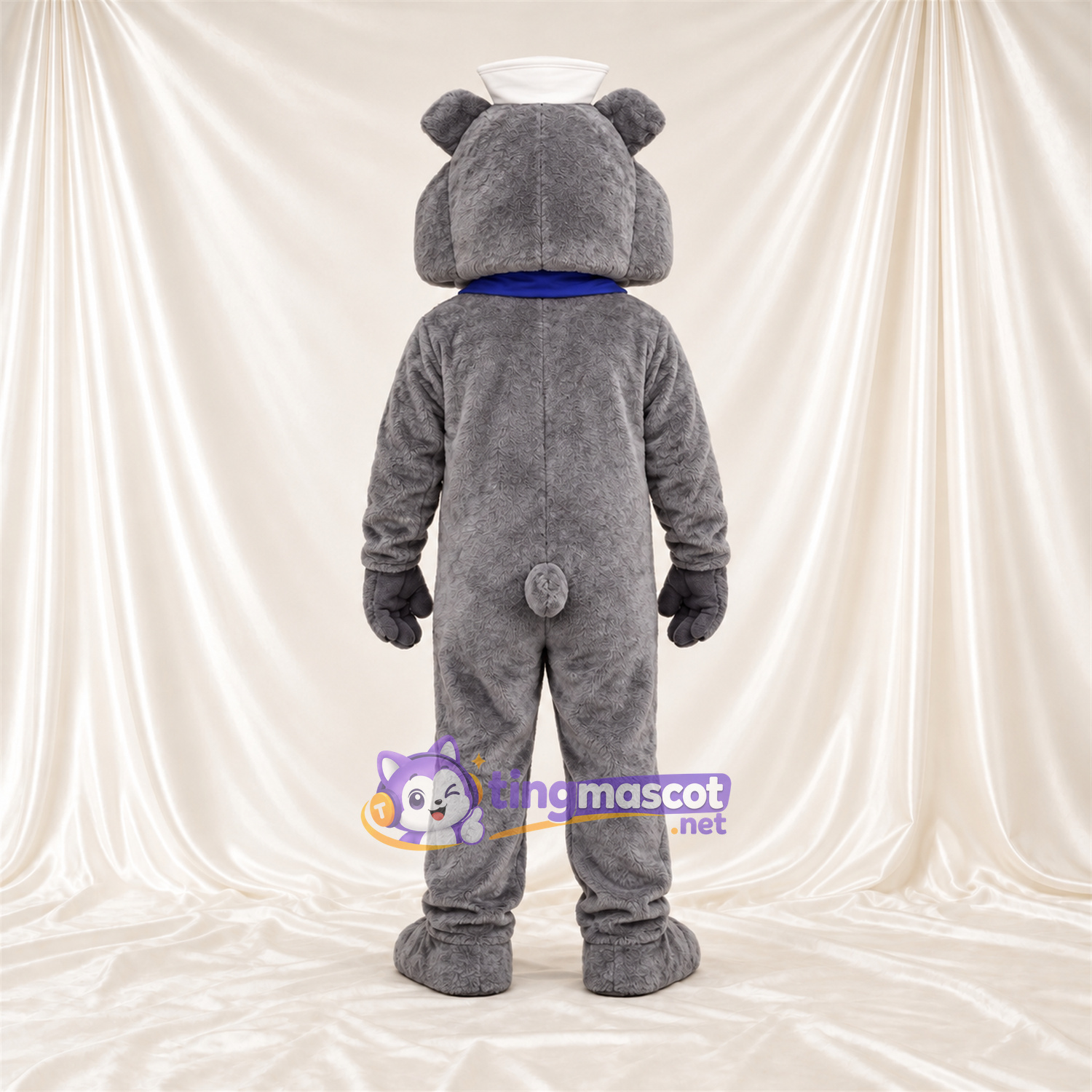 Costume de mascotte Bouledogue – gris – Chapeau de marin; Écharpe Costume de mascotte Bouledogue – gris – Chapeau de marin; Écharpe