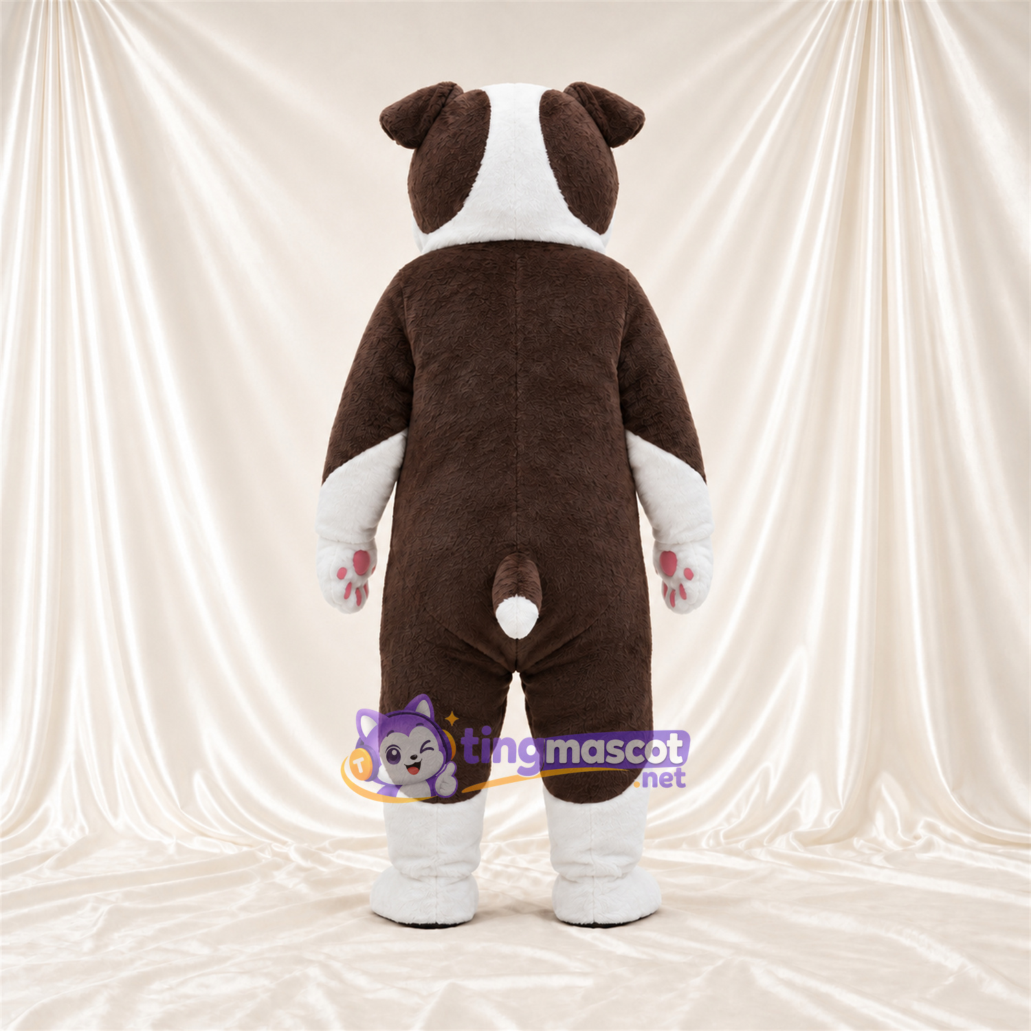 Costume de mascotte Bouledogue – marron / blanc – Coussinets (rose); Bas des jambes (blanc) Costume de mascotte Bouledogue – marron / blanc – Coussinets (rose); Bas des jambes (blanc)