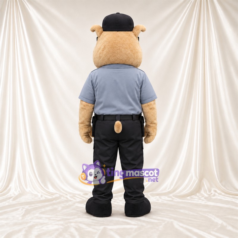 Costume de mascotte Bouledogue – brun clair – Chemise (gris); Pantalon (noir) Costume de mascotte Bouledogue – brun clair – Chemise (gris); Pantalon (noir)