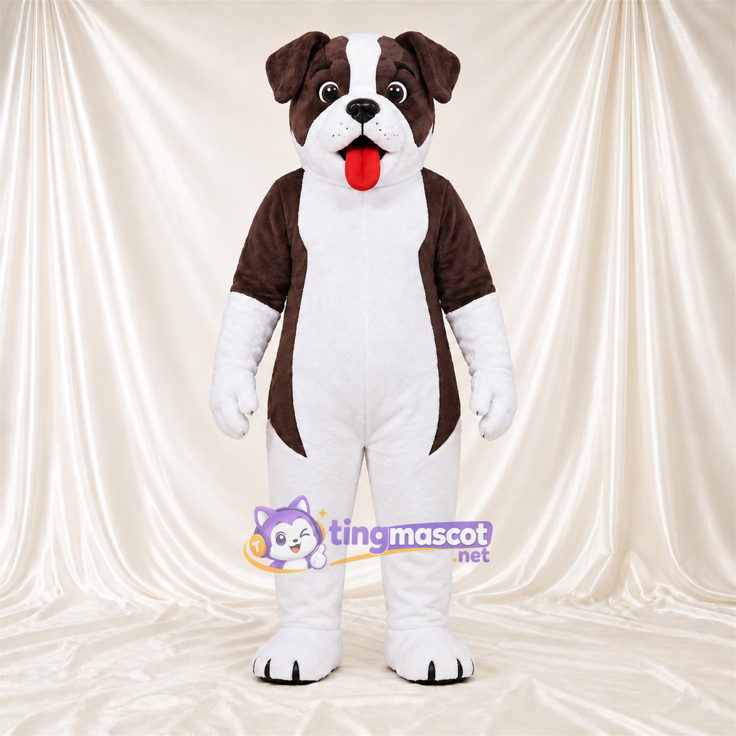 Costume de mascotte Bouledogue – marron / blanc – Gants (blanc); Langue (rouge) Costume de mascotte Bouledogue – marron / blanc – Gants (blanc); Langue (rouge)