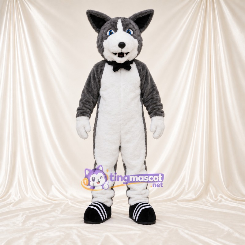 Costume de mascotte Husky – gris / blanc – Baskets (noir / blanc); Nœud papillon