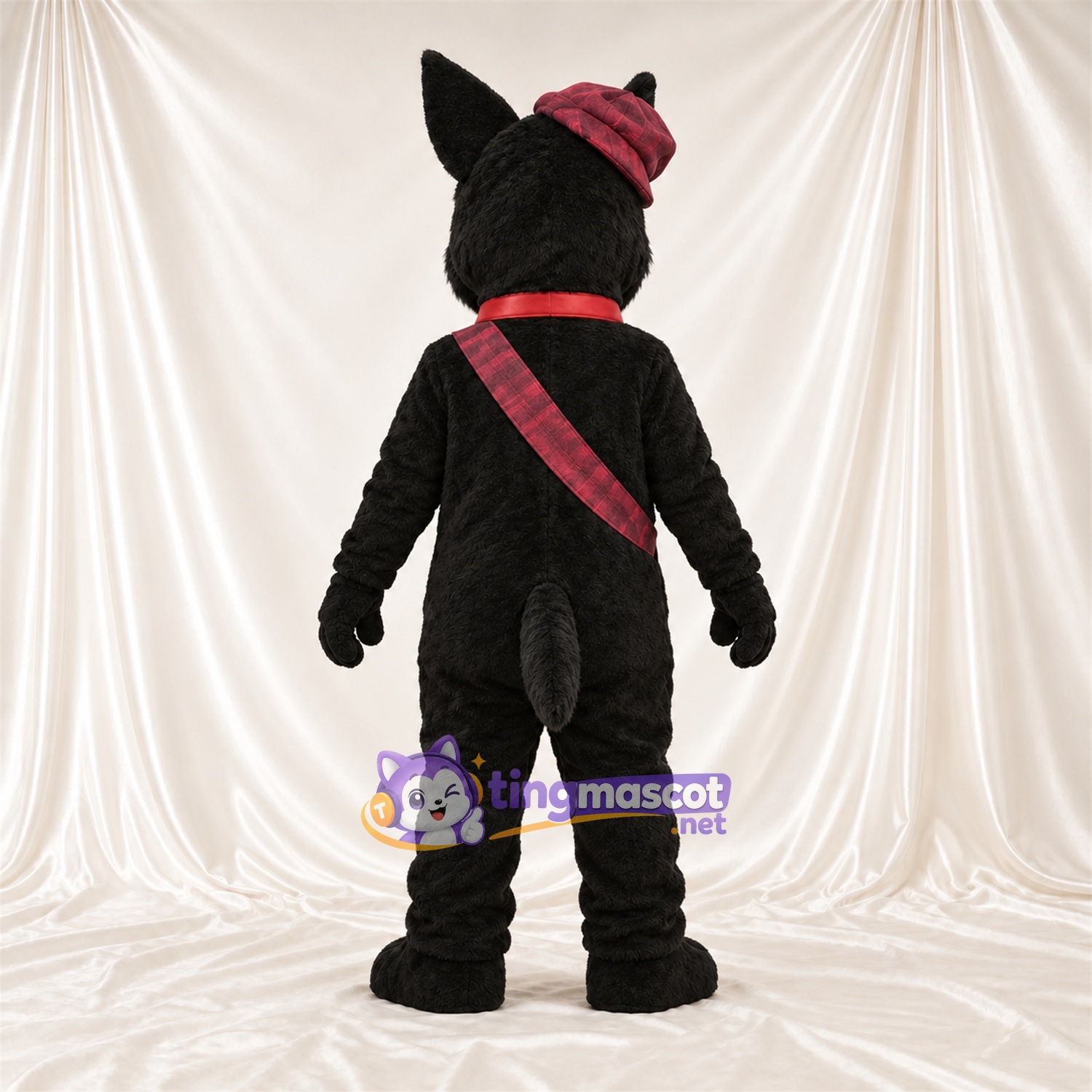 Costume de mascotte Chat – noir – Béret (bordeaux); Sac Costume de mascotte Chat – noir – Béret (bordeaux); Sac