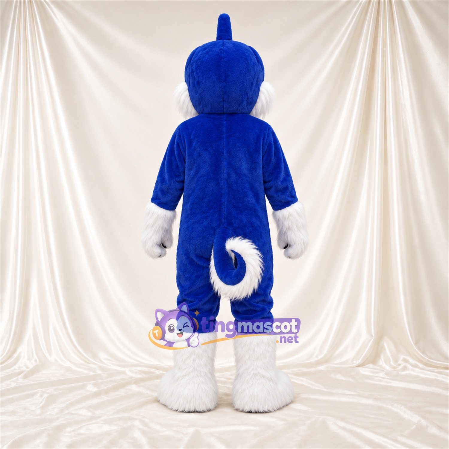 Maskottchenkostüm Hund – blau / weiß – Ringelschwanz; Unterschenkel (weiß) Maskottchenkostüm Hund – blau / weiß – Ringelschwanz; Unterschenkel (weiß)