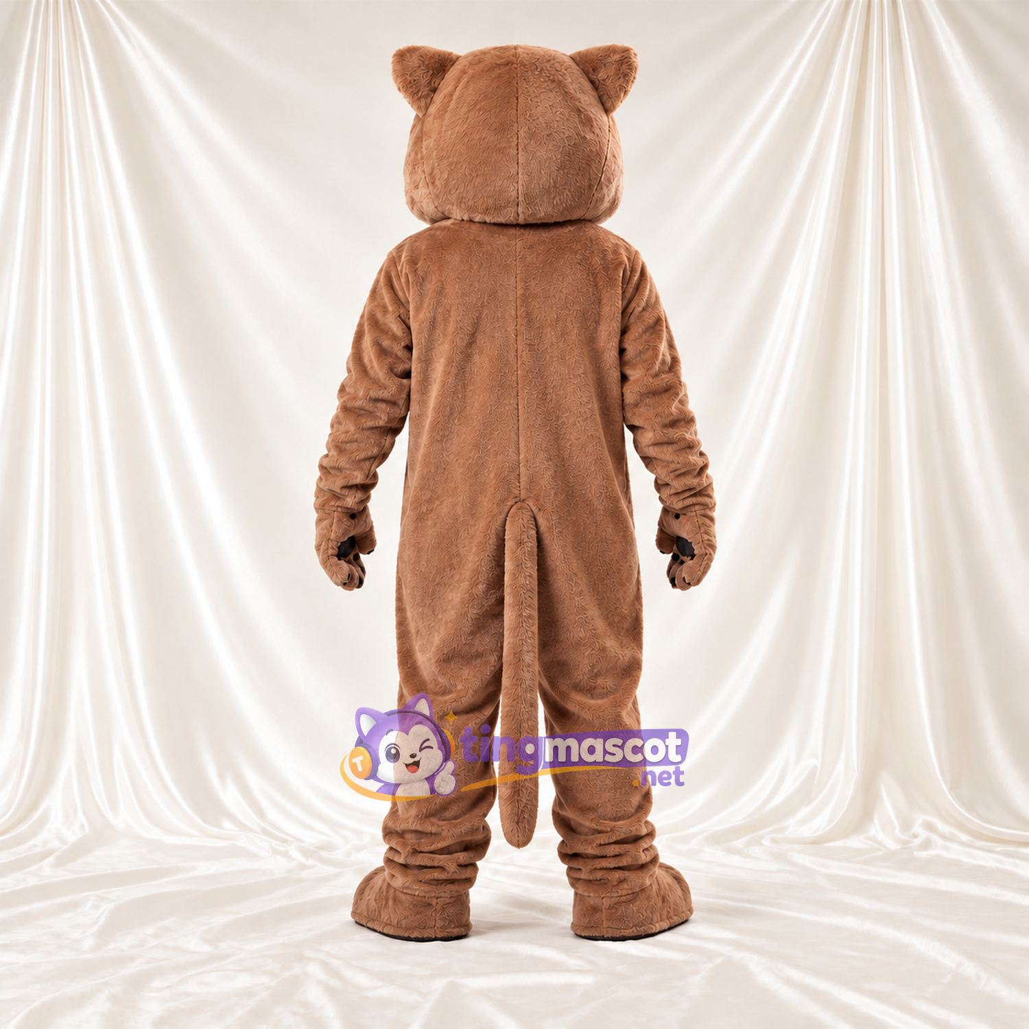 Costume de mascotte Chat sauvage – brun clair – Barbe (blanc) Costume de mascotte Chat sauvage – brun clair – Barbe (blanc)