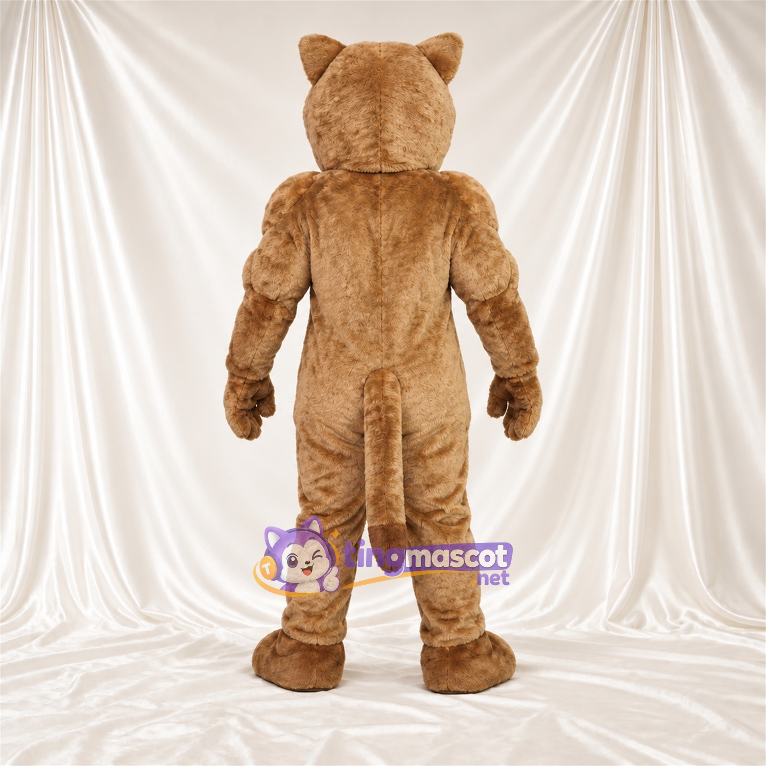 Costume de mascotte Chat sauvage – brun clair – Nez (rose); Sourcils inclinés Costume de mascotte Chat sauvage – brun clair – Nez (rose); Sourcils inclinés