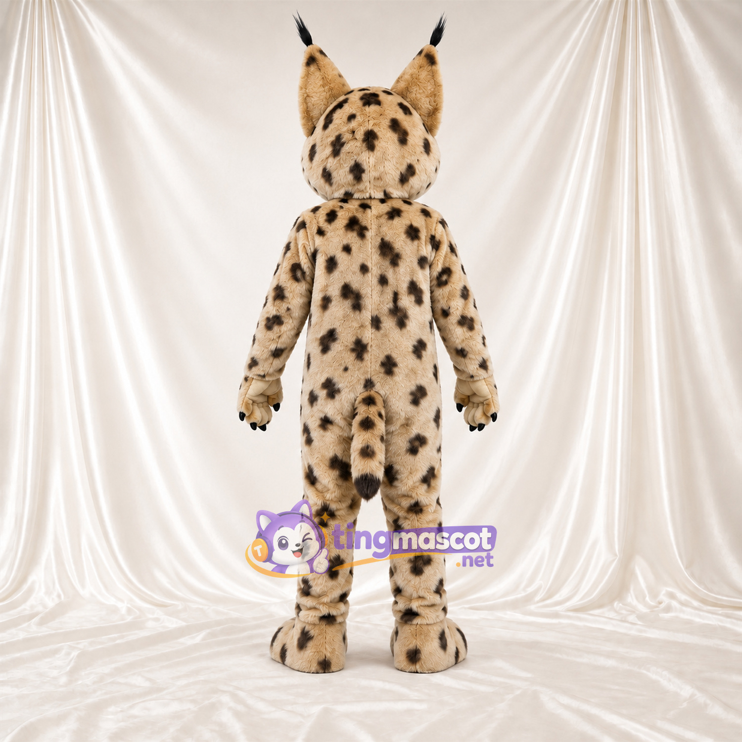 Costume de mascotte Lynx – brun clair – Longues oreilles; Taches (noir) Costume de mascotte Lynx – brun clair – Longues oreilles; Taches (noir)