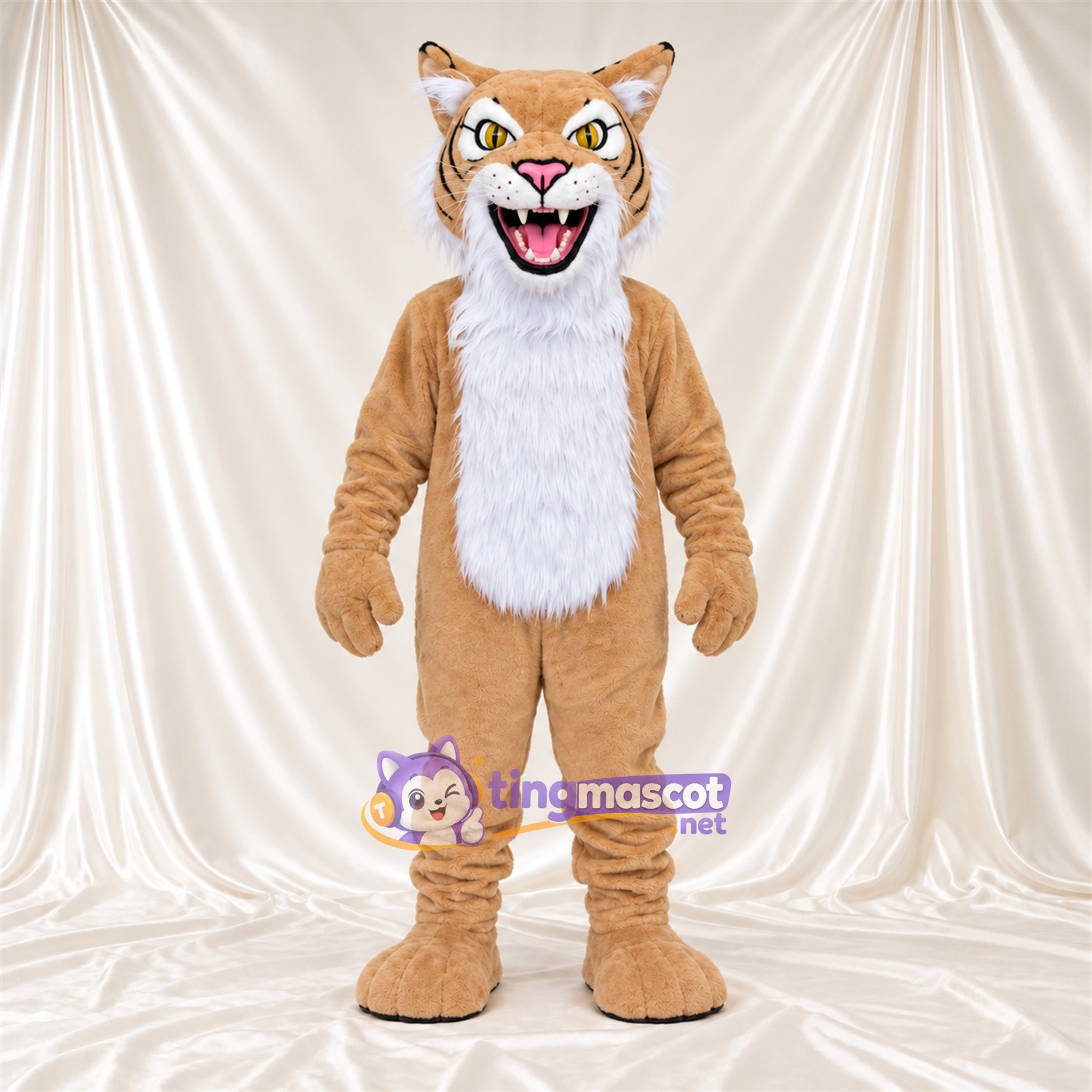 Costume de mascotte Chat sauvage – brun clair / blanc – Ventre (blanc); Bout de la queue (blanc) Costume de mascotte Chat sauvage – brun clair / blanc – Ventre (blanc); Bout de la queue (blanc)