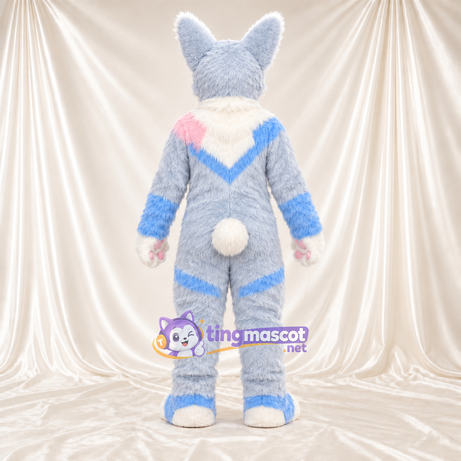 Maskottchenkostüm Hase – grau / blau / weiß – Farbakzente (rosa) Maskottchenkostüm Hase – grau / blau / weiß – Farbakzente (rosa)