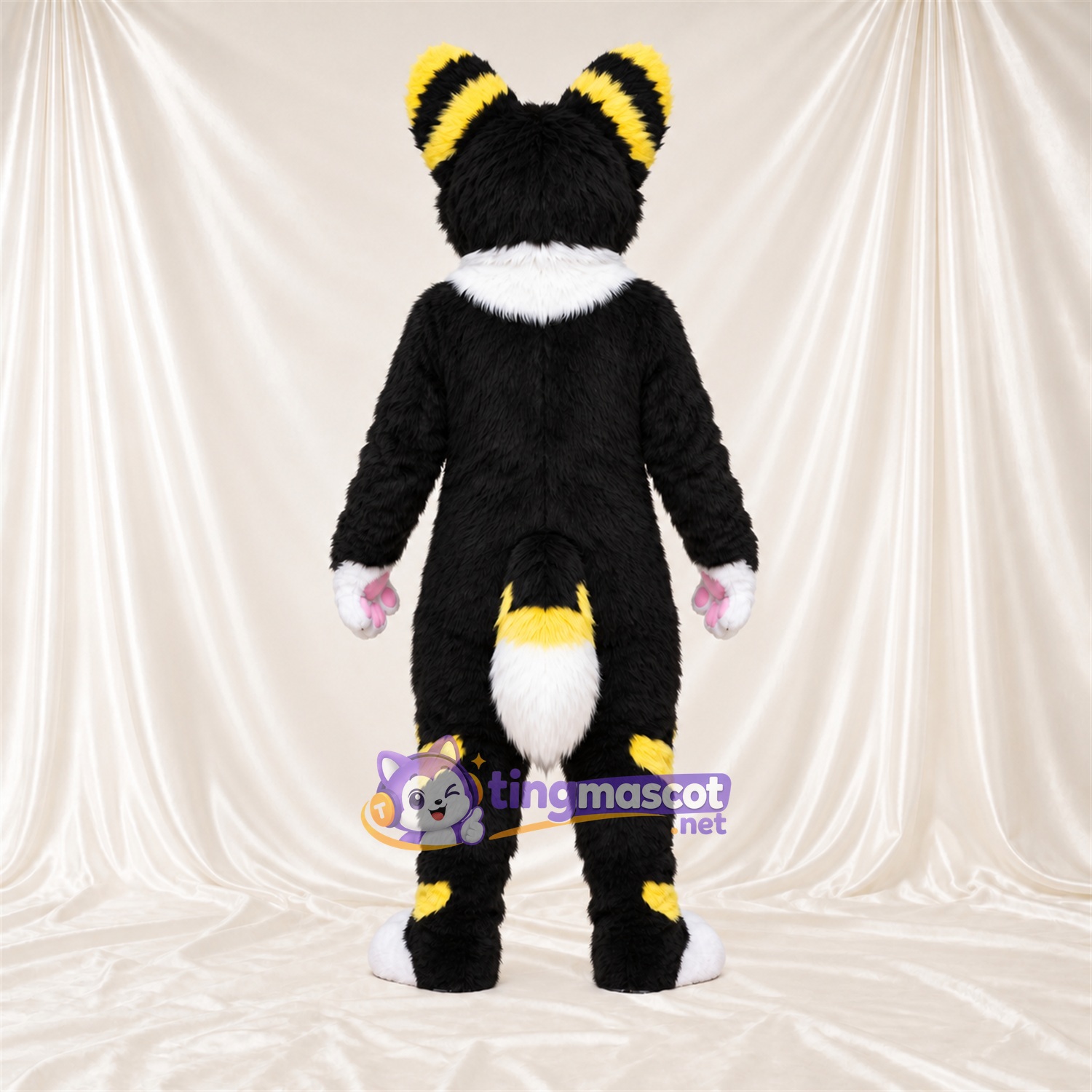 Costume de mascotte Chat – noir / blanc – Coussinets (rose) Costume de mascotte Chat – noir / blanc – Coussinets (rose)