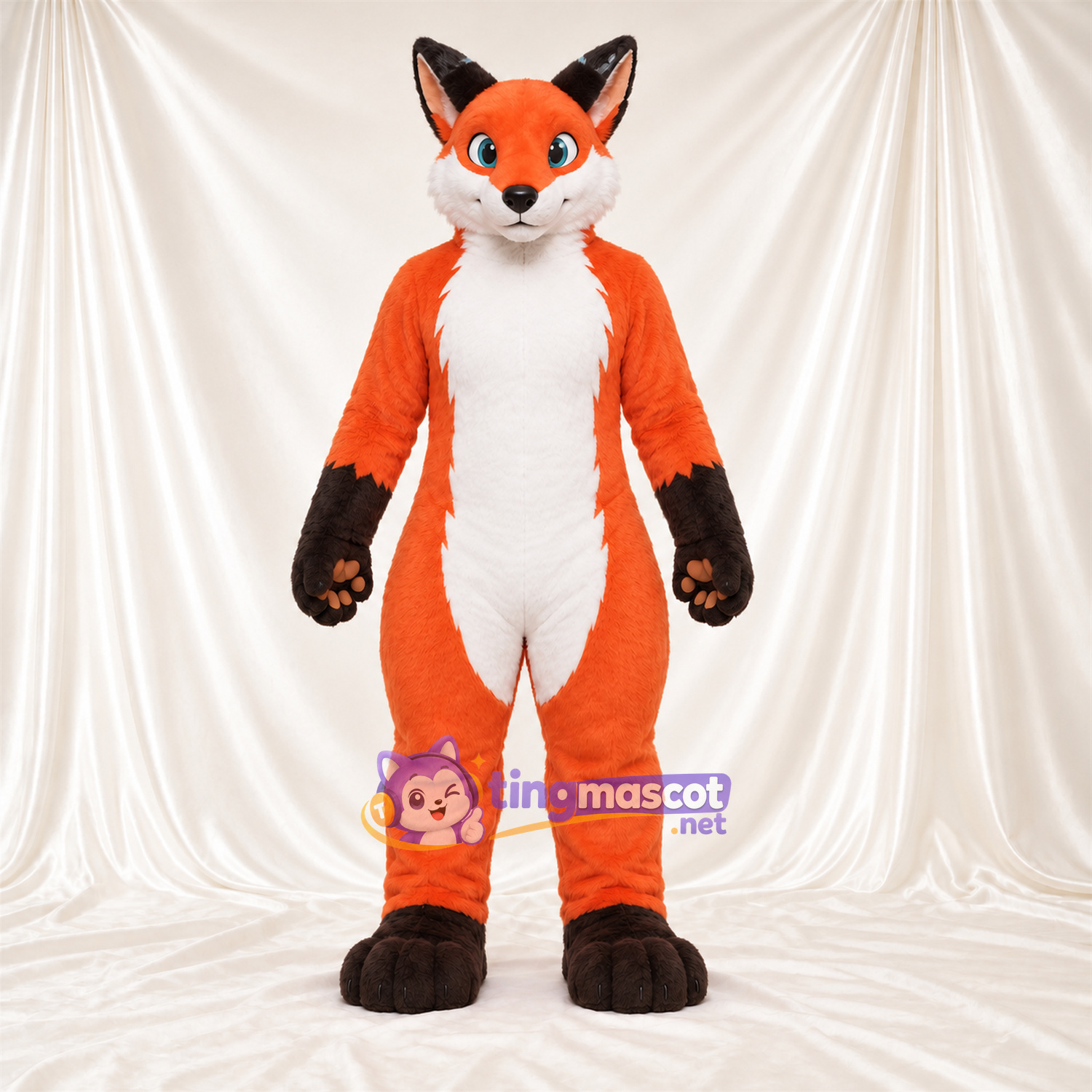 Maskottchenkostüm Fuchs – orange / weiß – Langer Schwanz; Pfotenballen (braun) Maskottchenkostüm Fuchs – orange / weiß – Langer Schwanz; Pfotenballen (braun)
