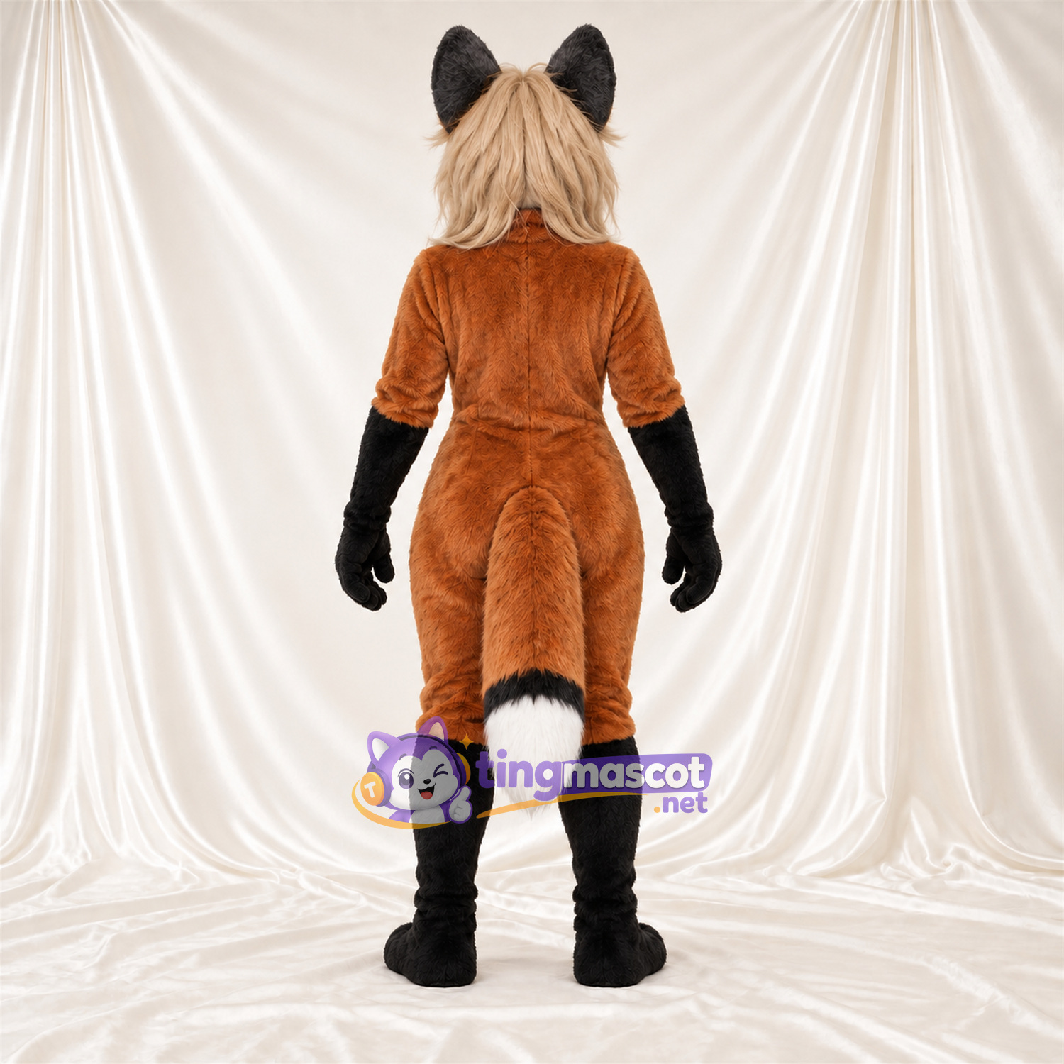 Costume de mascotte Renard – marron / blanc – Cheveux; Ventre (blanc) Costume de mascotte Renard – marron / blanc – Cheveux; Ventre (blanc)