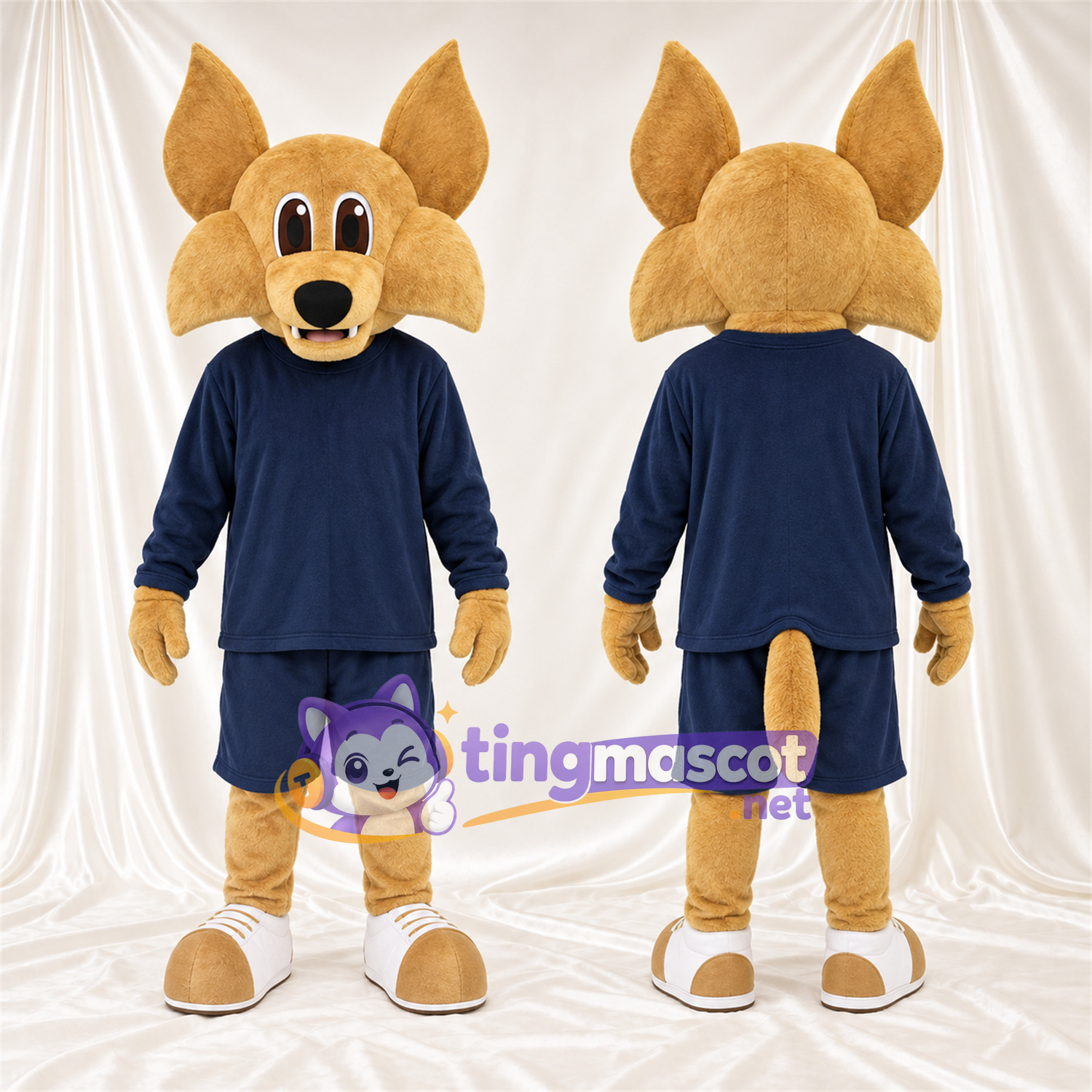 Costume de mascotte Coyote – brun clair – Tenue de sport (bleu marine) Costume de mascotte Coyote – brun clair – Tenue de sport (bleu marine)