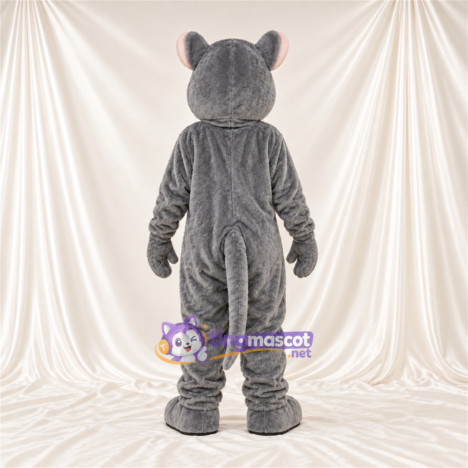 Costume de mascotte Rat – gris – Museau rond; Grandes incisives Costume de mascotte Rat – gris – Museau rond; Grandes incisives