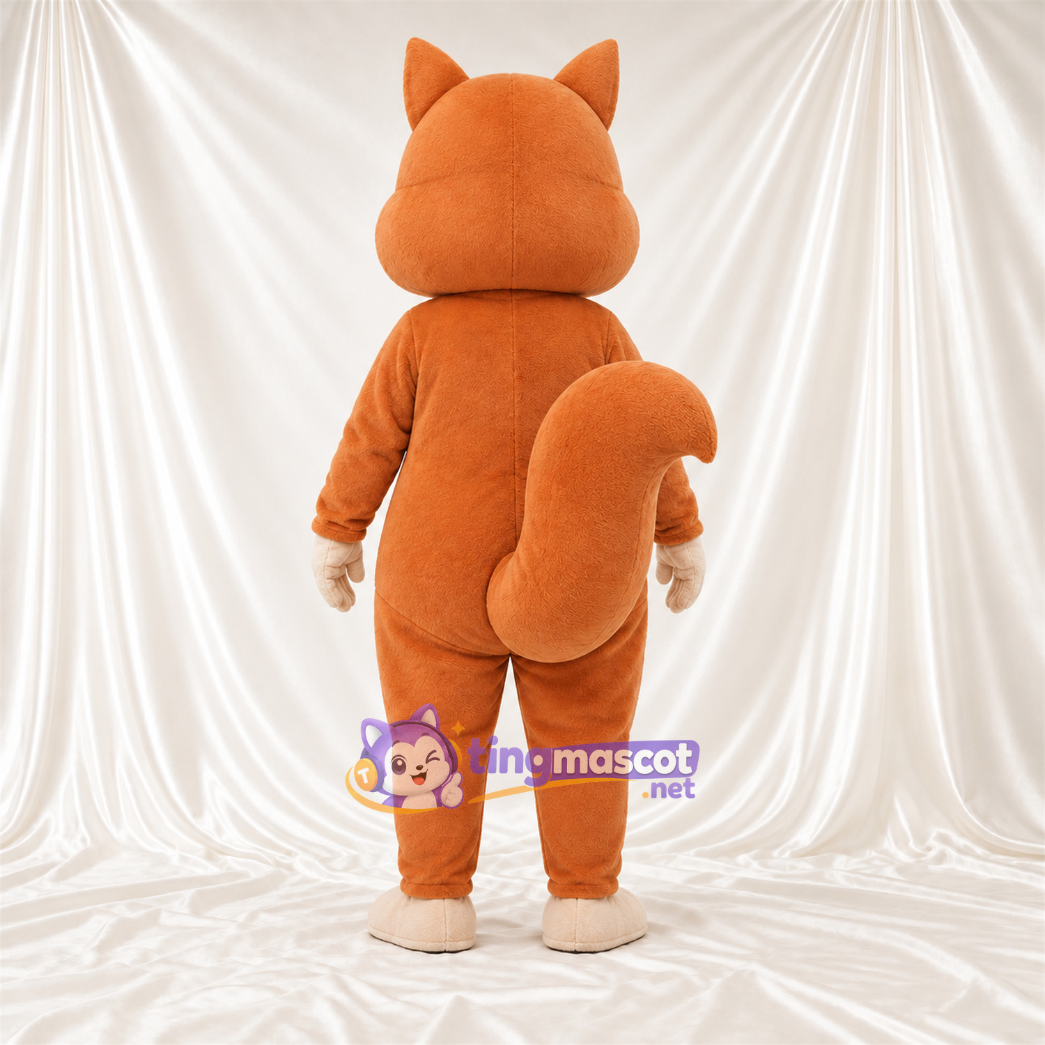 Maskottchenkostüm Eichhörnchen – orange / weiß – Bauch (creme); Buschiger Schwanz Maskottchenkostüm Eichhörnchen – orange / weiß – Bauch (creme); Buschiger Schwanz