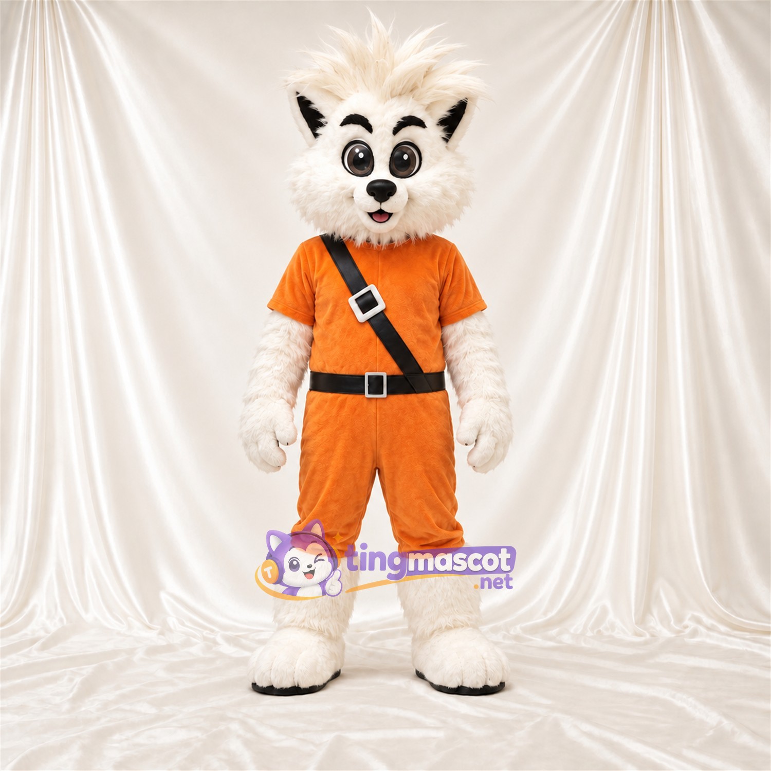 Costume de mascotte Renard – blanc – Tenue (orange); Bandoulière (noir) Costume de mascotte Renard – blanc – Tenue (orange); Bandoulière (noir)