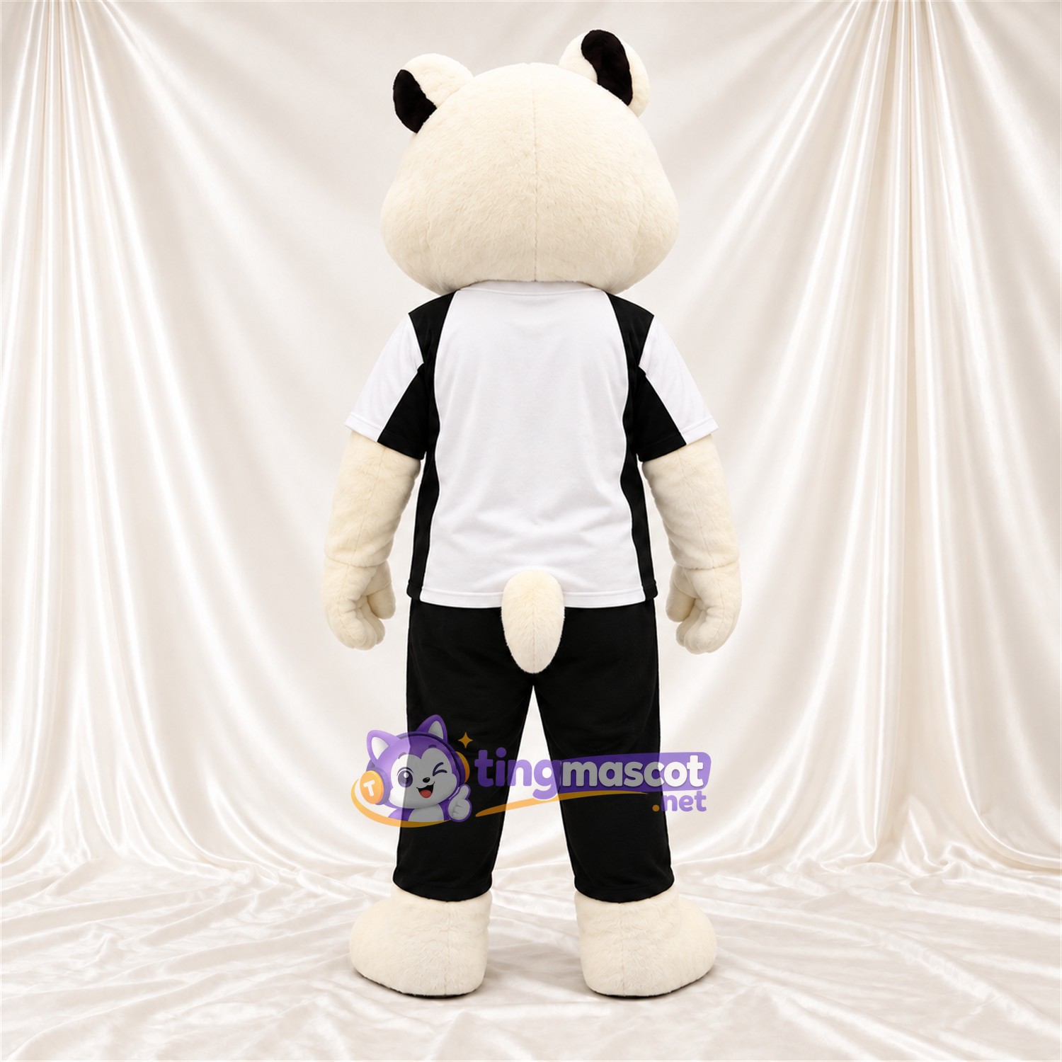 Costume de mascotte Mouffette – noir / blanc – Chemise (blanc); Short (noir) Costume de mascotte Mouffette – noir / blanc – Chemise (blanc); Short (noir)
