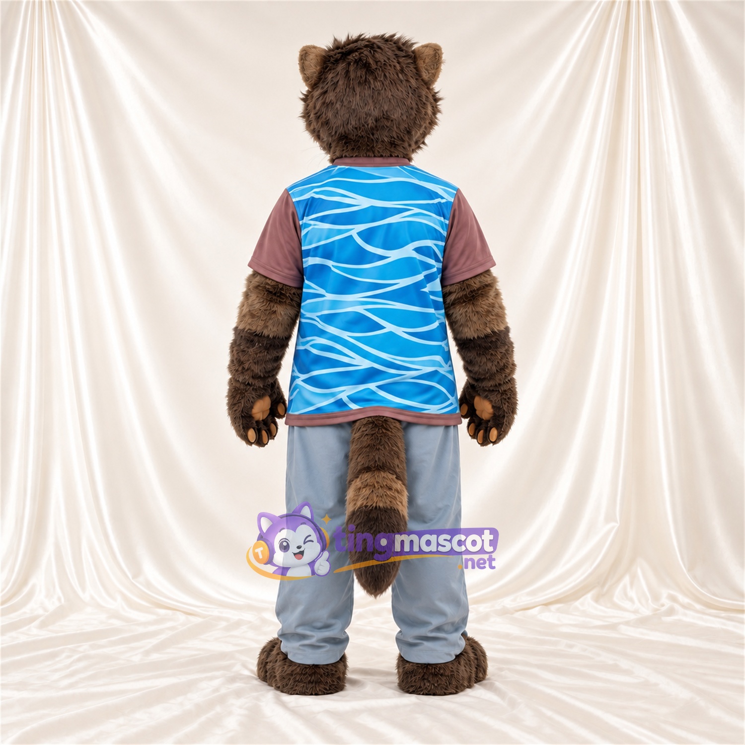 Costume de mascotte Chat tigré – marron – Chemise; Pantalon (gris) Costume de mascotte Chat tigré – marron – Chemise; Pantalon (gris)