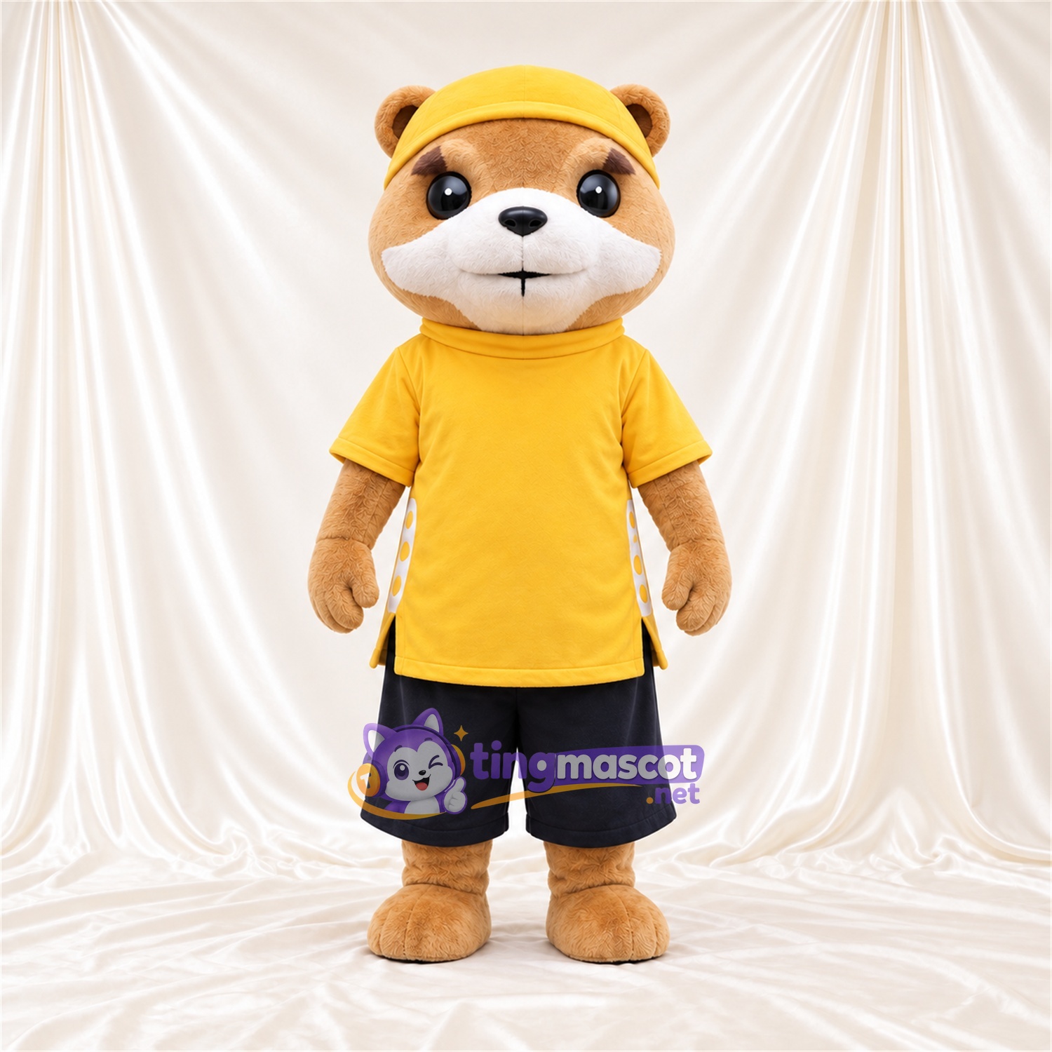 Maskottchenkostüm Otter – braun – Poloshirt (gelb); Kappe (gelb) Maskottchenkostüm Otter – braun – Poloshirt (gelb); Kappe (gelb)